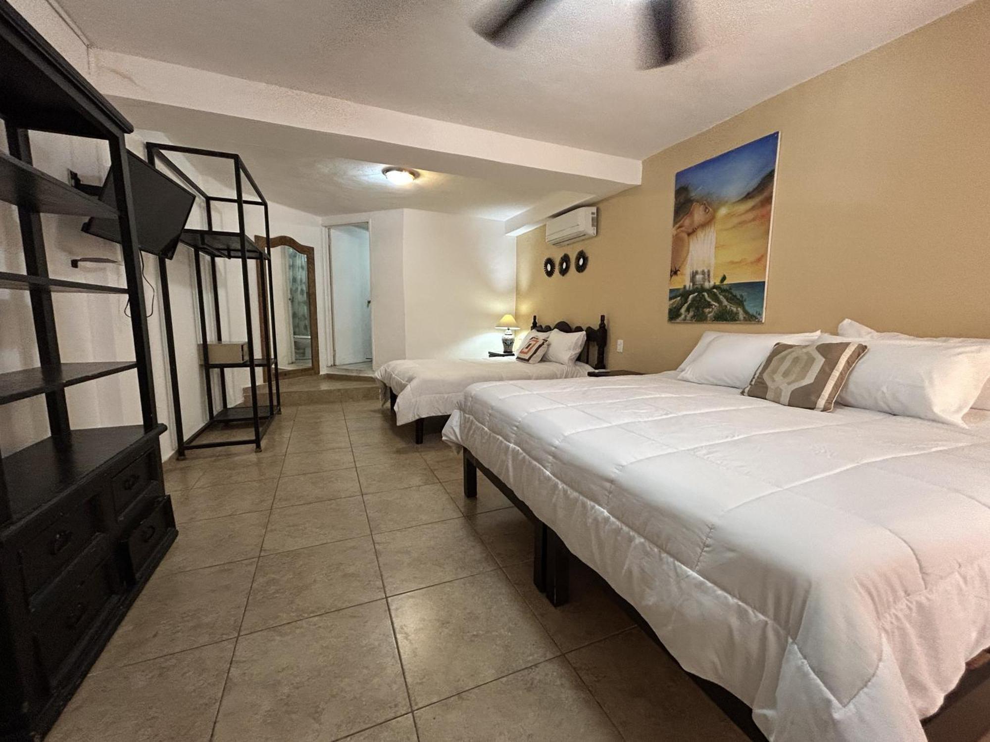 Twin Room,1602168333:JPEG