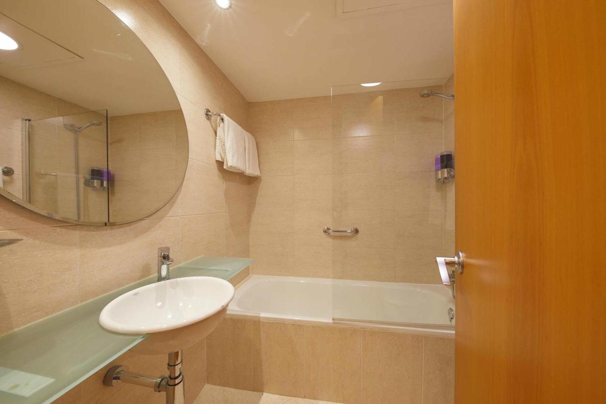 Double or Twin Room with Balcony,1697787677:JPEG
