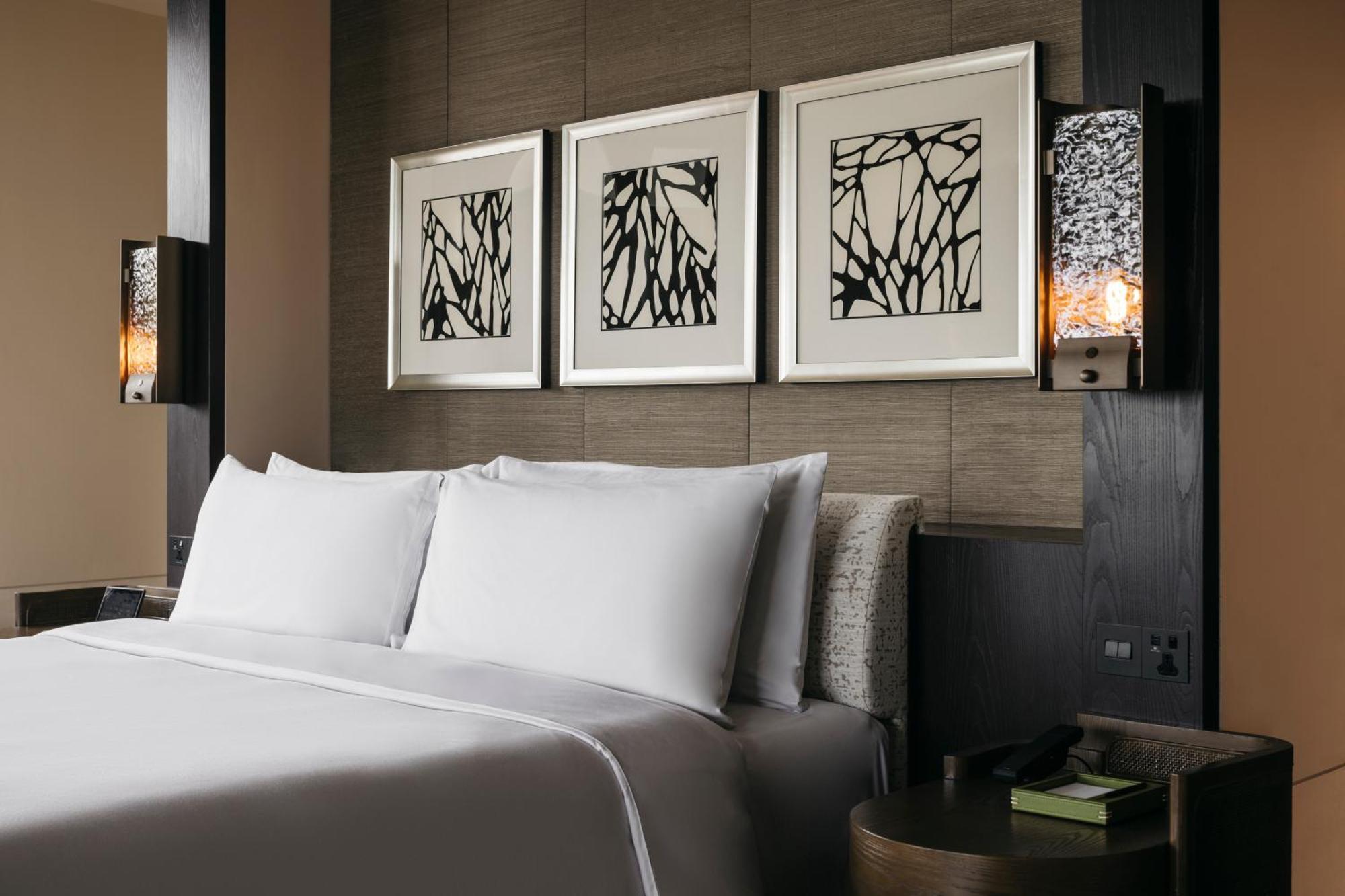 Constellation Garden Room