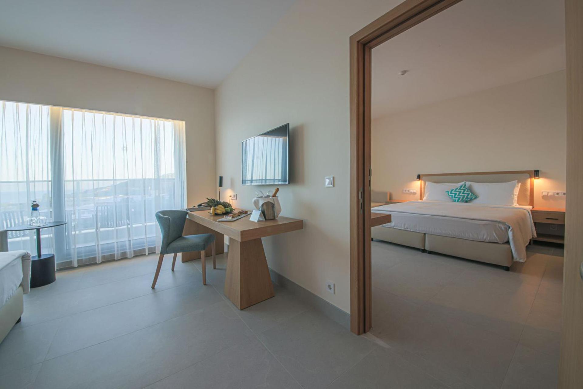 Family connecting room – Superior