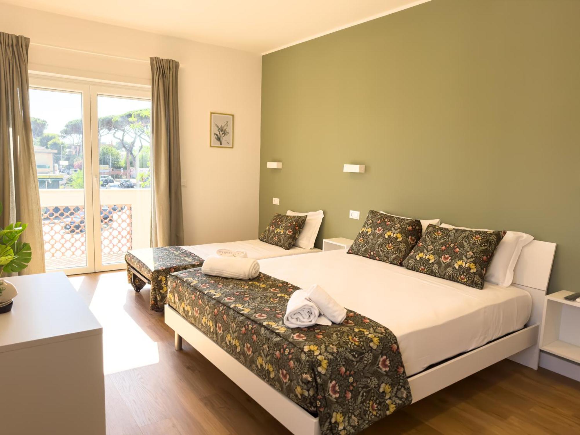 Triple Room with Balcony