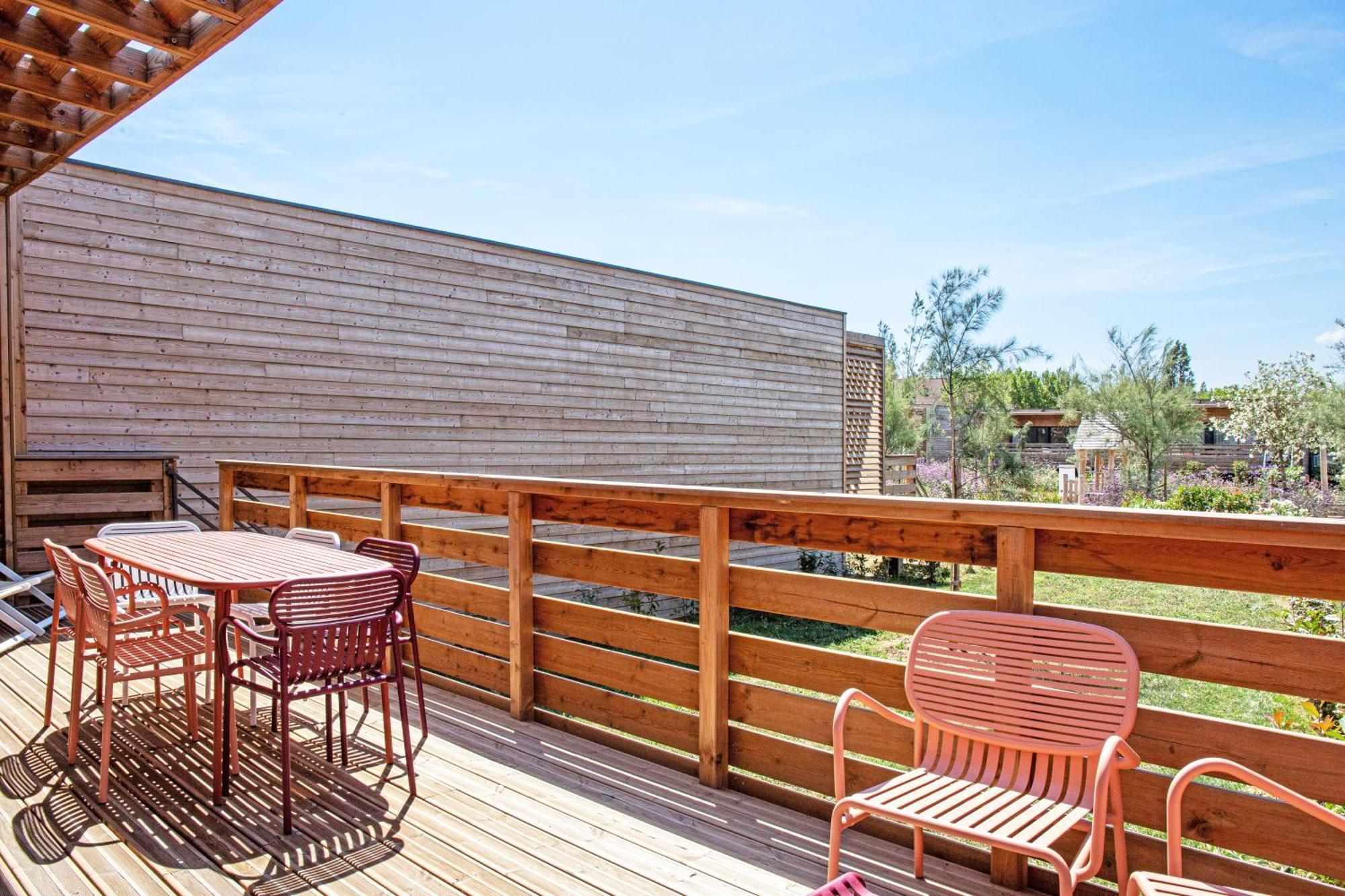 Two-Bedroom Villa with Air conditioning and Terrace (6 People)