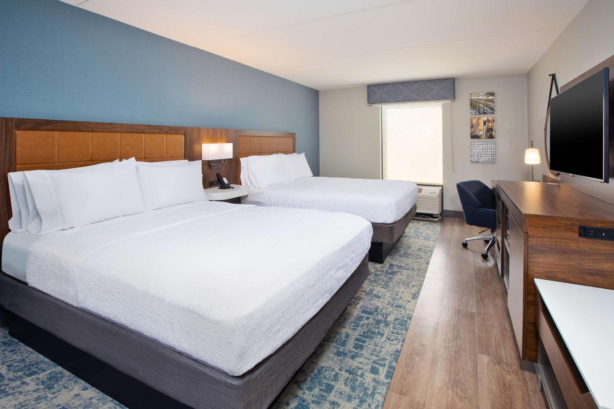 Room with Two Queen Beds - Non-Smoking