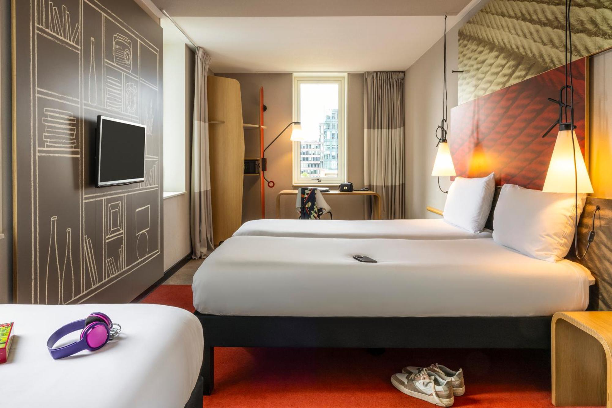 Triple Room,1704976739:JPEG