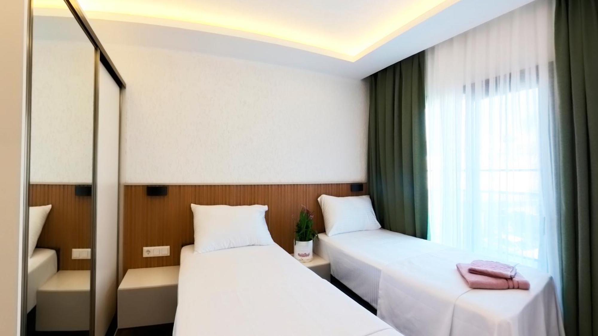 One-Bedroom Deluxe Apartment
