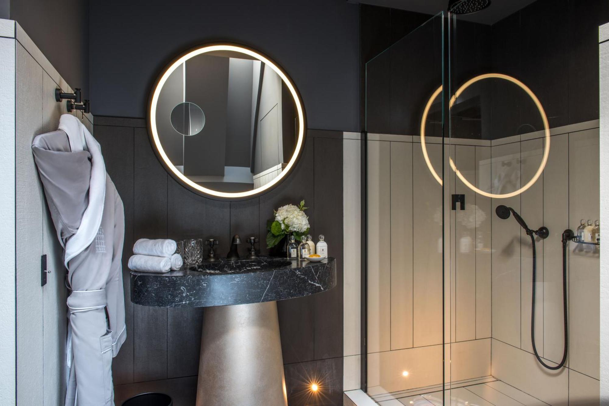 Connecting Deluxe Rooms