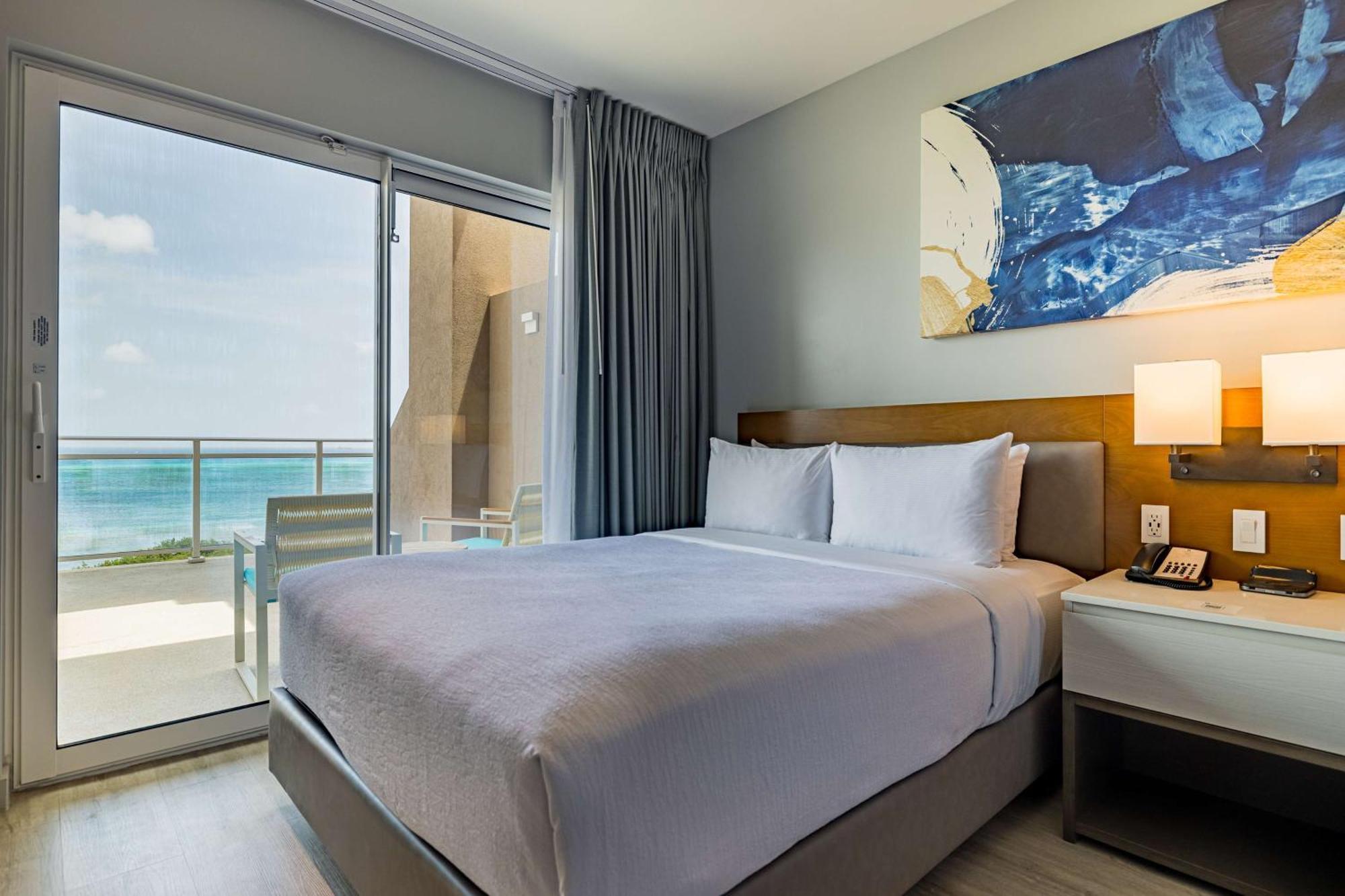 One-Bedroom King Suite Balcony Ocean View,1733153853:JPEG
