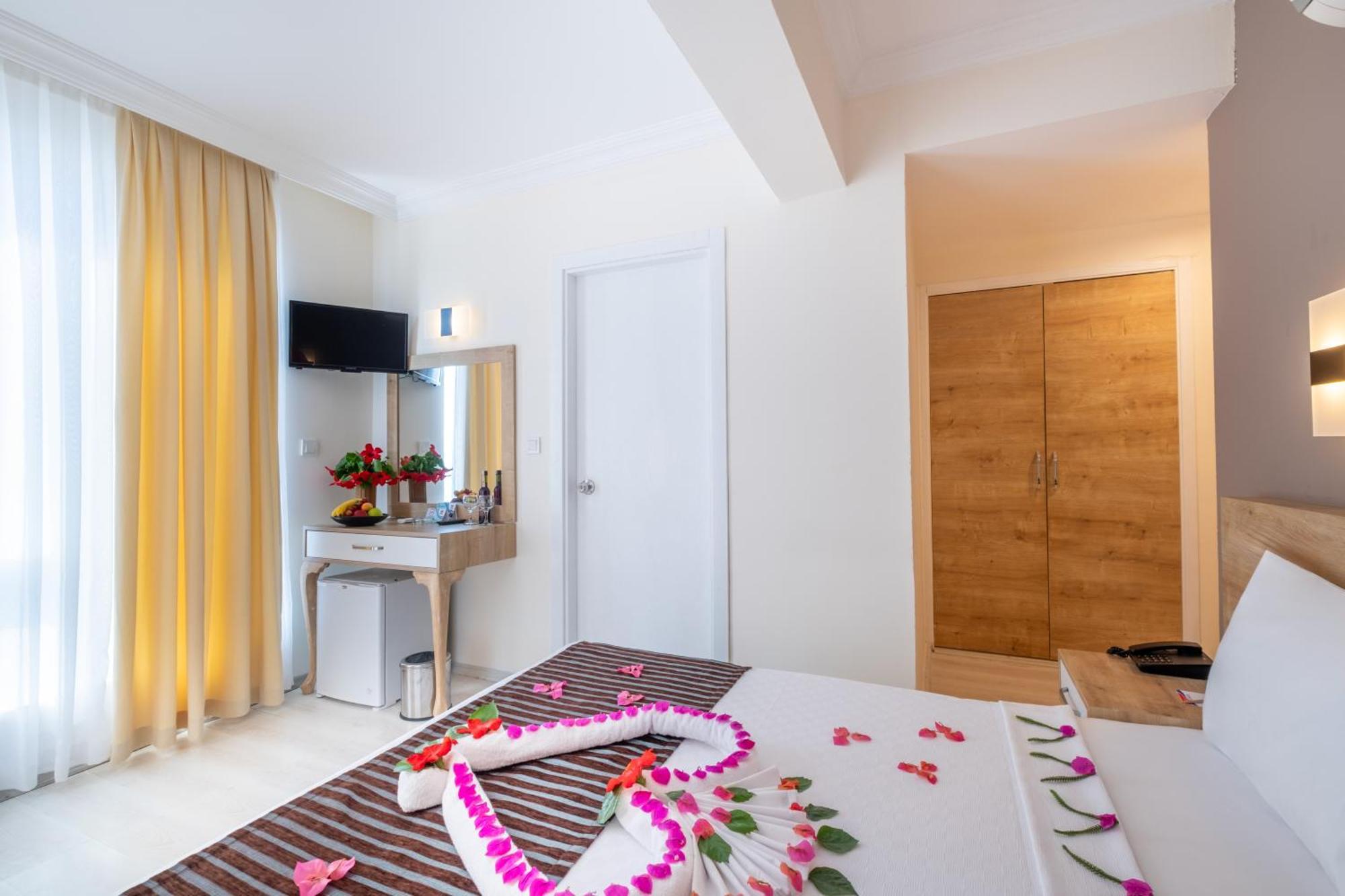 Standard Double Room,1604231421:JPEG