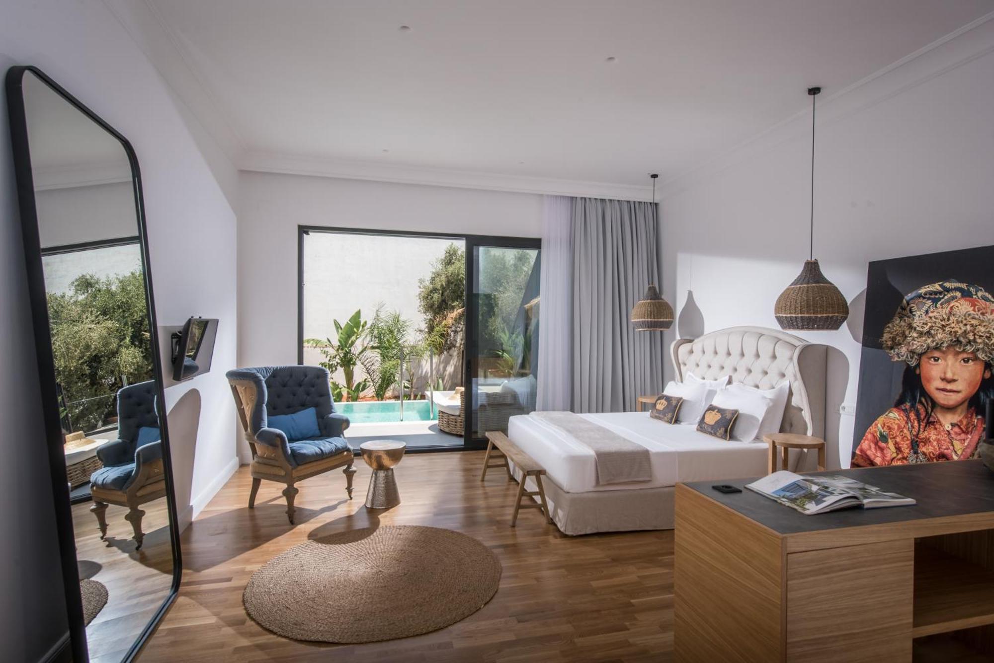 Luxury junior Suite with Private Pool