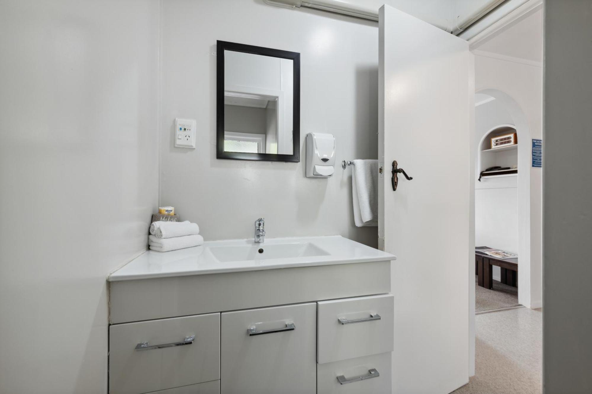 Deluxe Family Suite