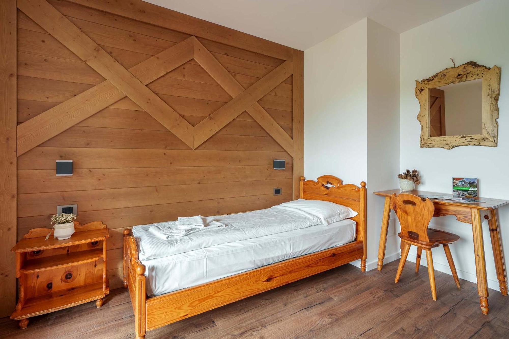 Economy Single Room
