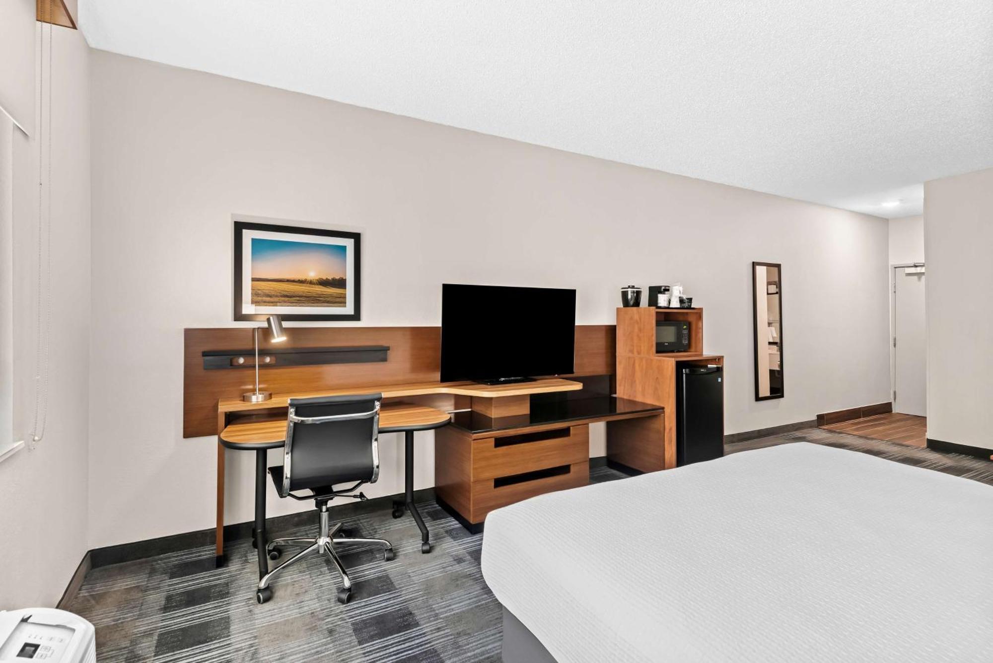 King Room - Non-Smoking