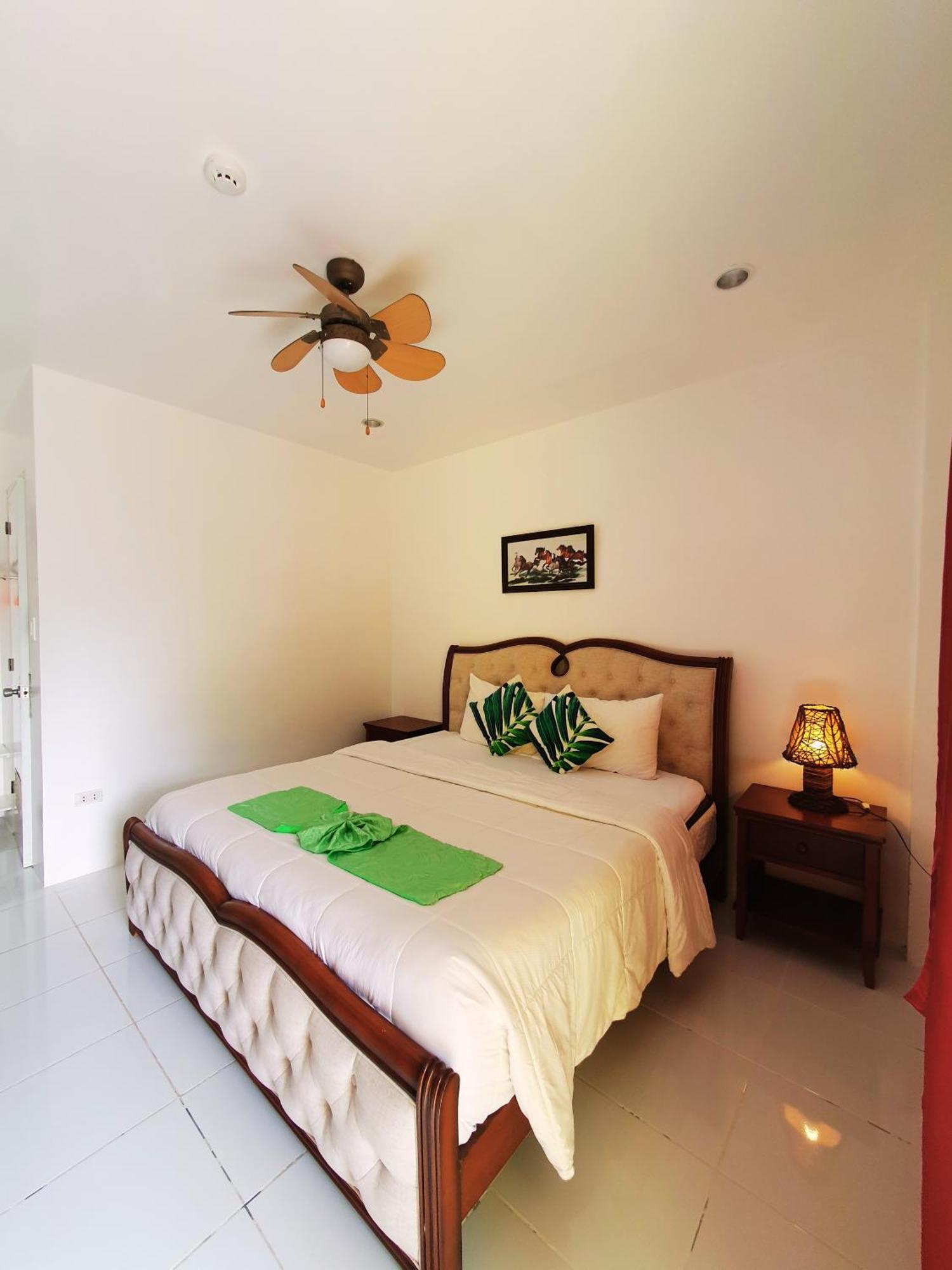 Queen Room with Pool View