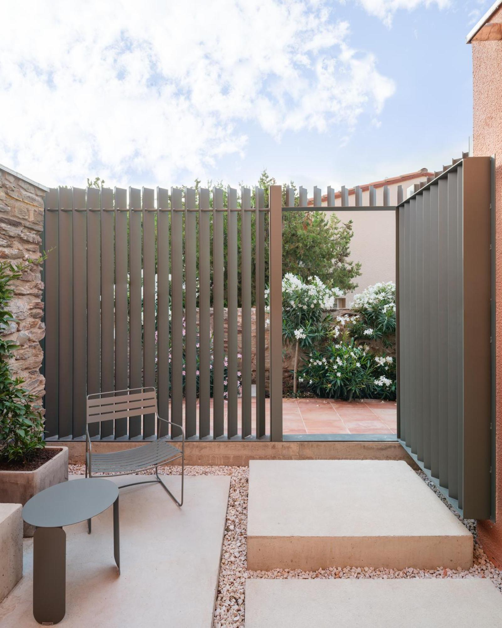 Paulilles - Double Room with Private Garden and Spa Bath