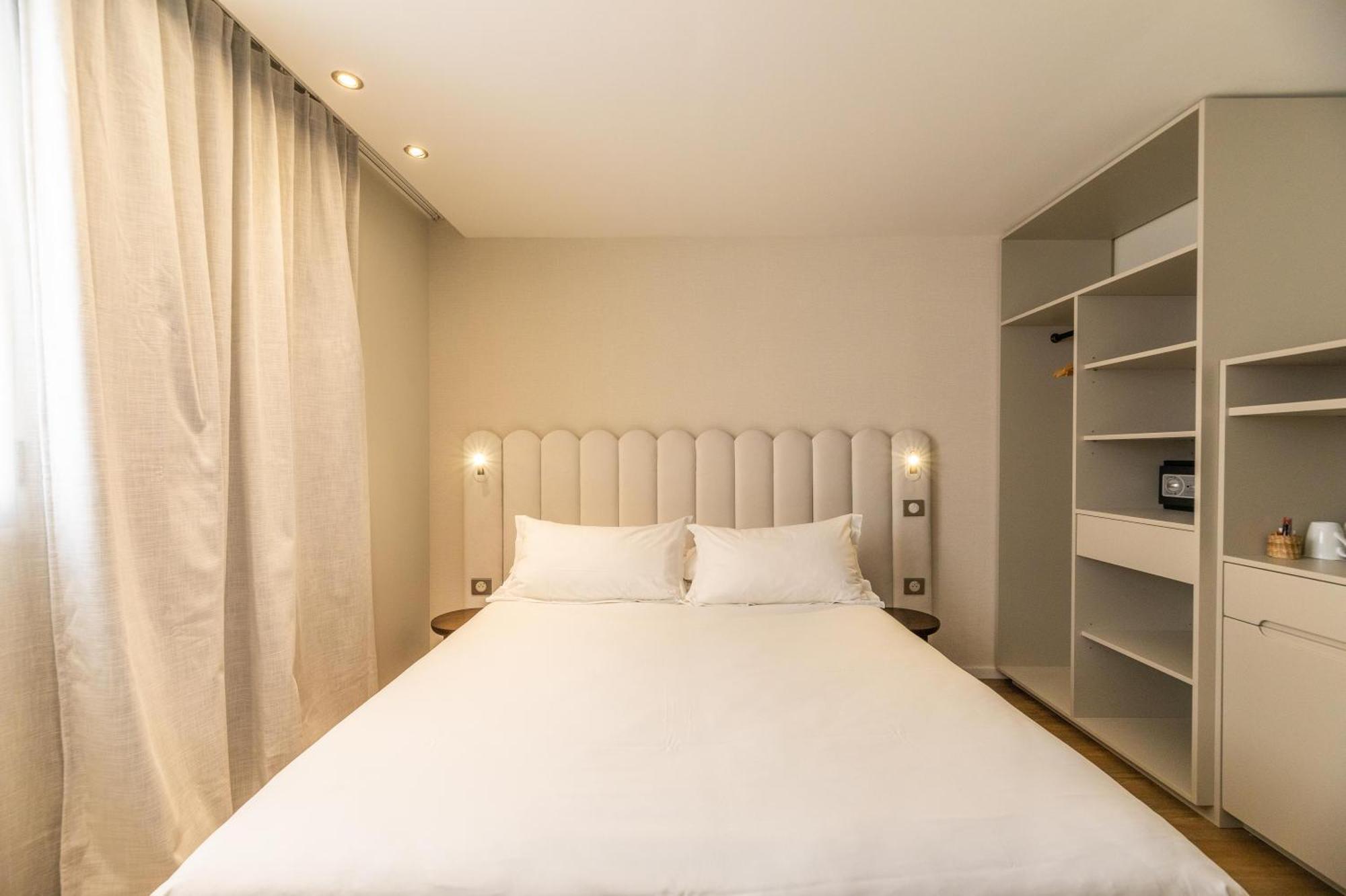 Chambre Double - Côté Sud avec Vue sur la Ville