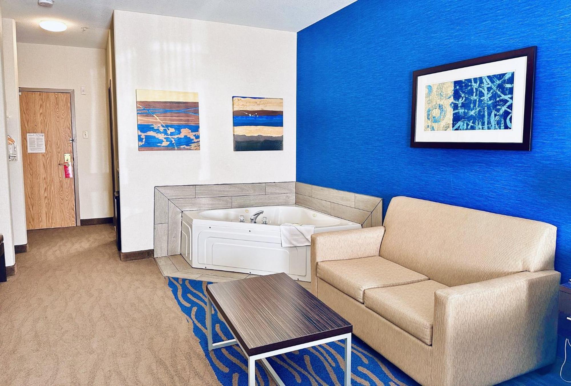 Premium King Room with Sofa Bed