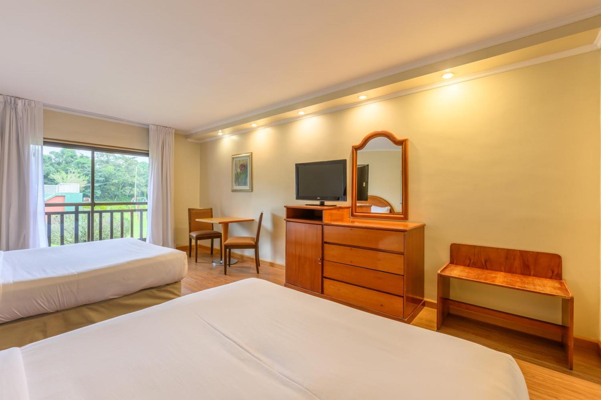 Triple Room,1605368789:JPEG