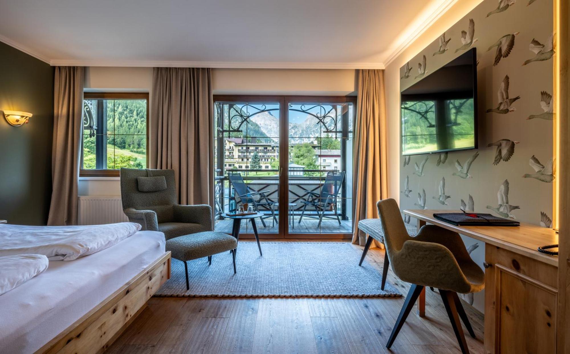 Superior Double Room,1605372883:JPEG