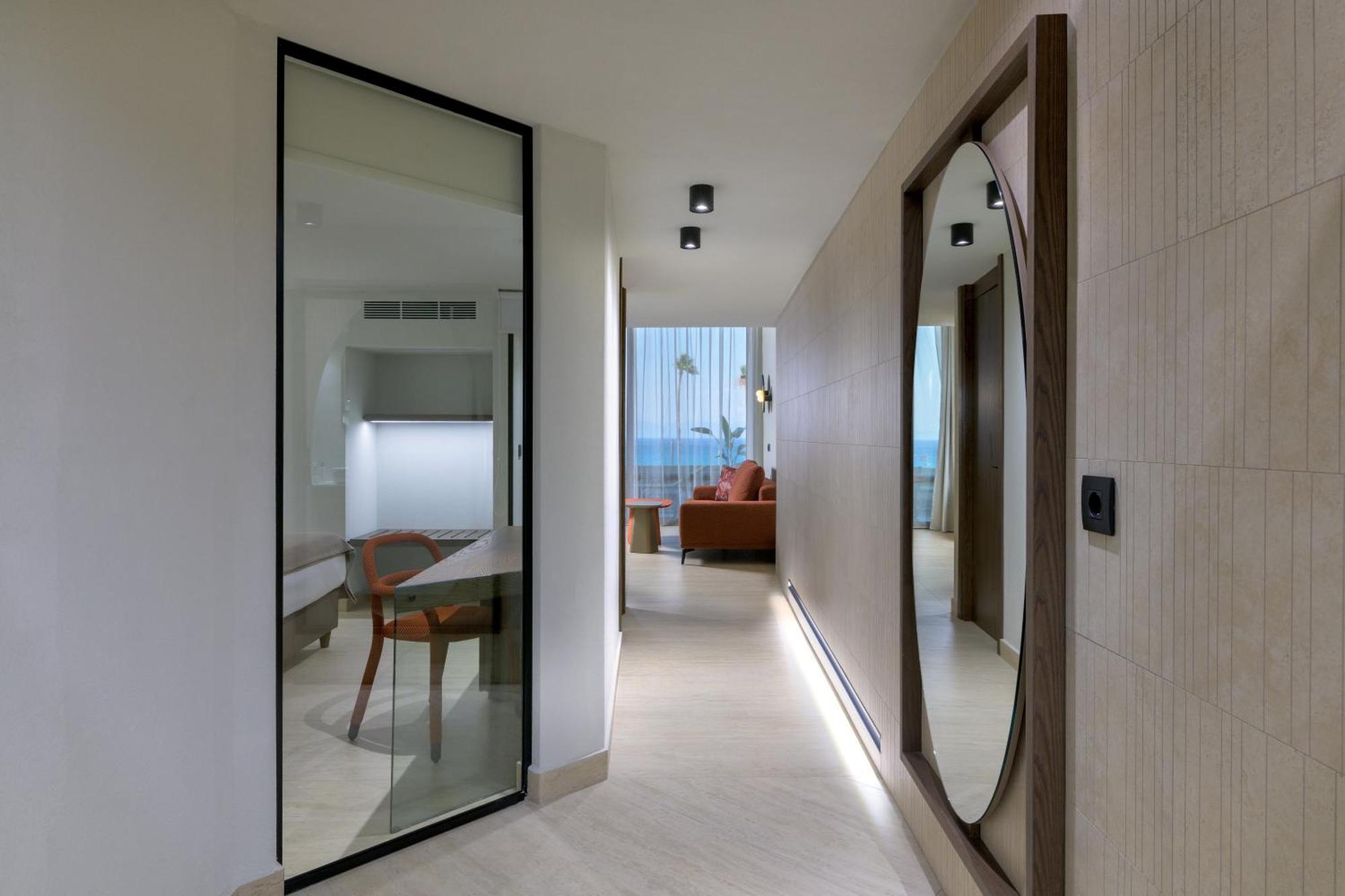 Suite Supérieure Duplex - Vue Frontale sur Mer