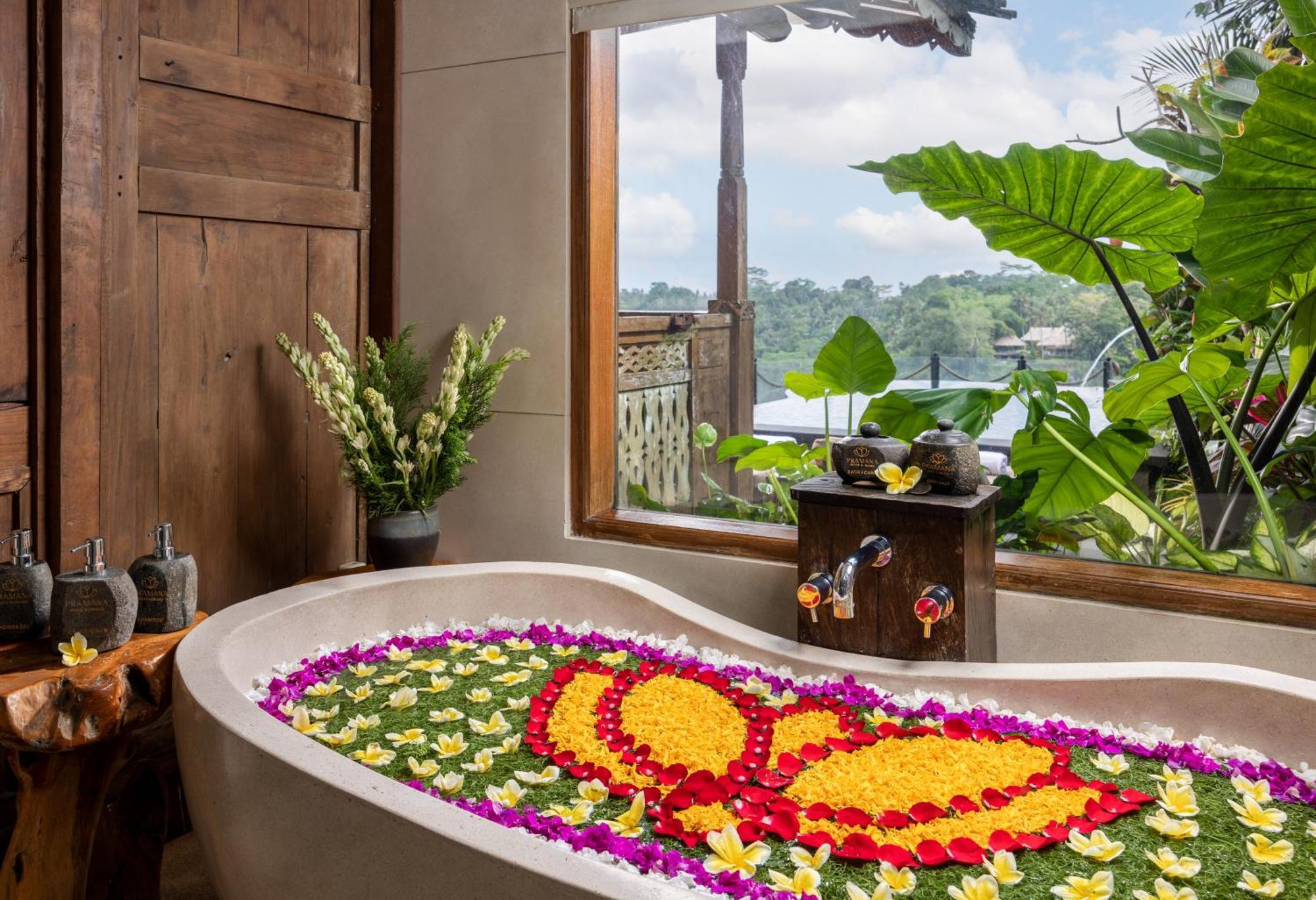 Villa Royal Ayung de 1 dormitorio con piscina y beneficios gratuitos