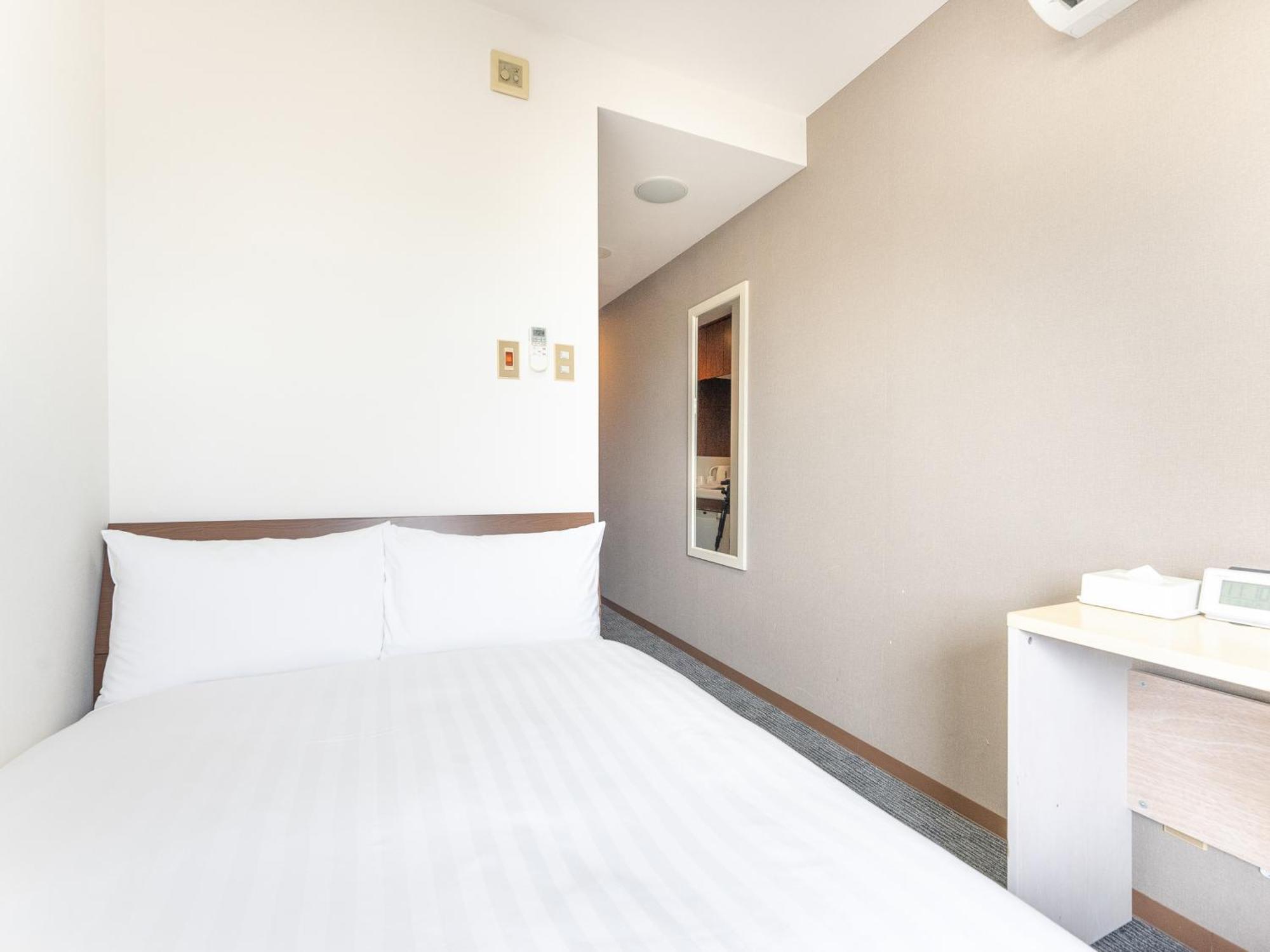 Double Room Small Double Bed Non-Smoking,1605423171:JPEG