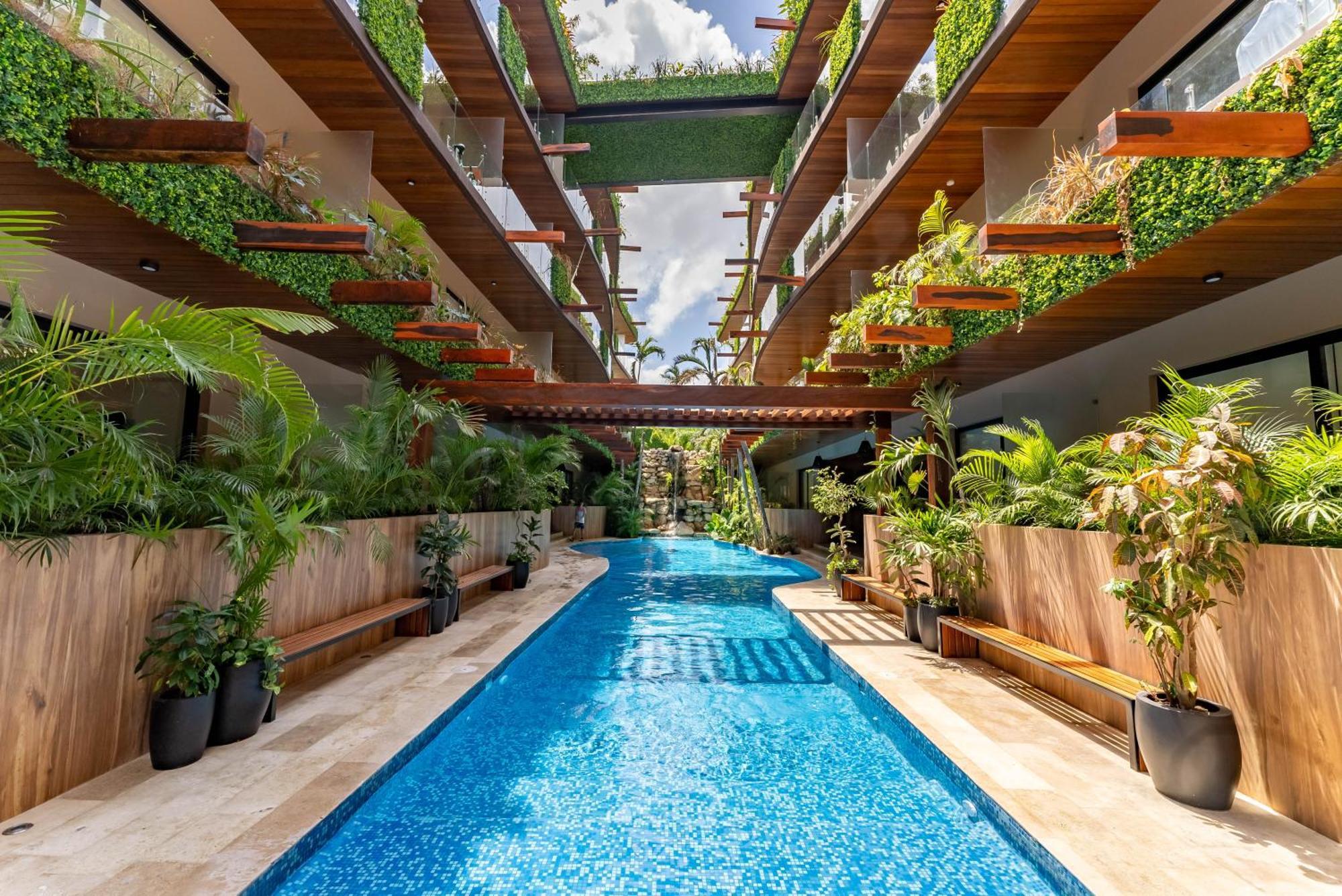Studio Balcony