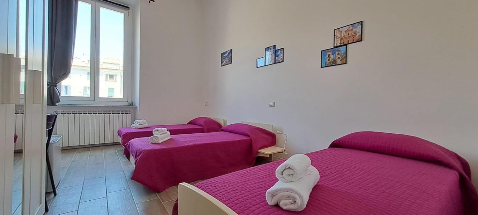 Doppel-/Zweibettzimmer mit eigenem Bad