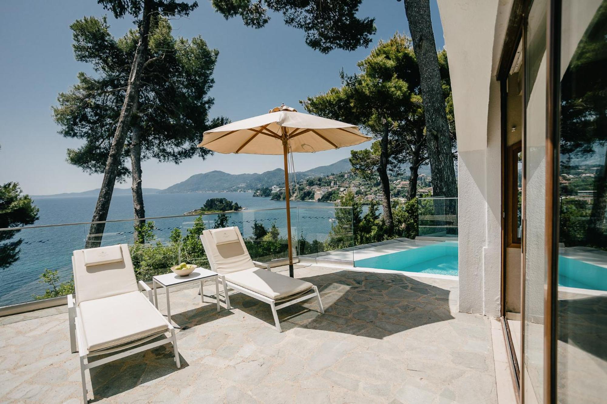 Premium Family Bungalow Sea View with Private Pool