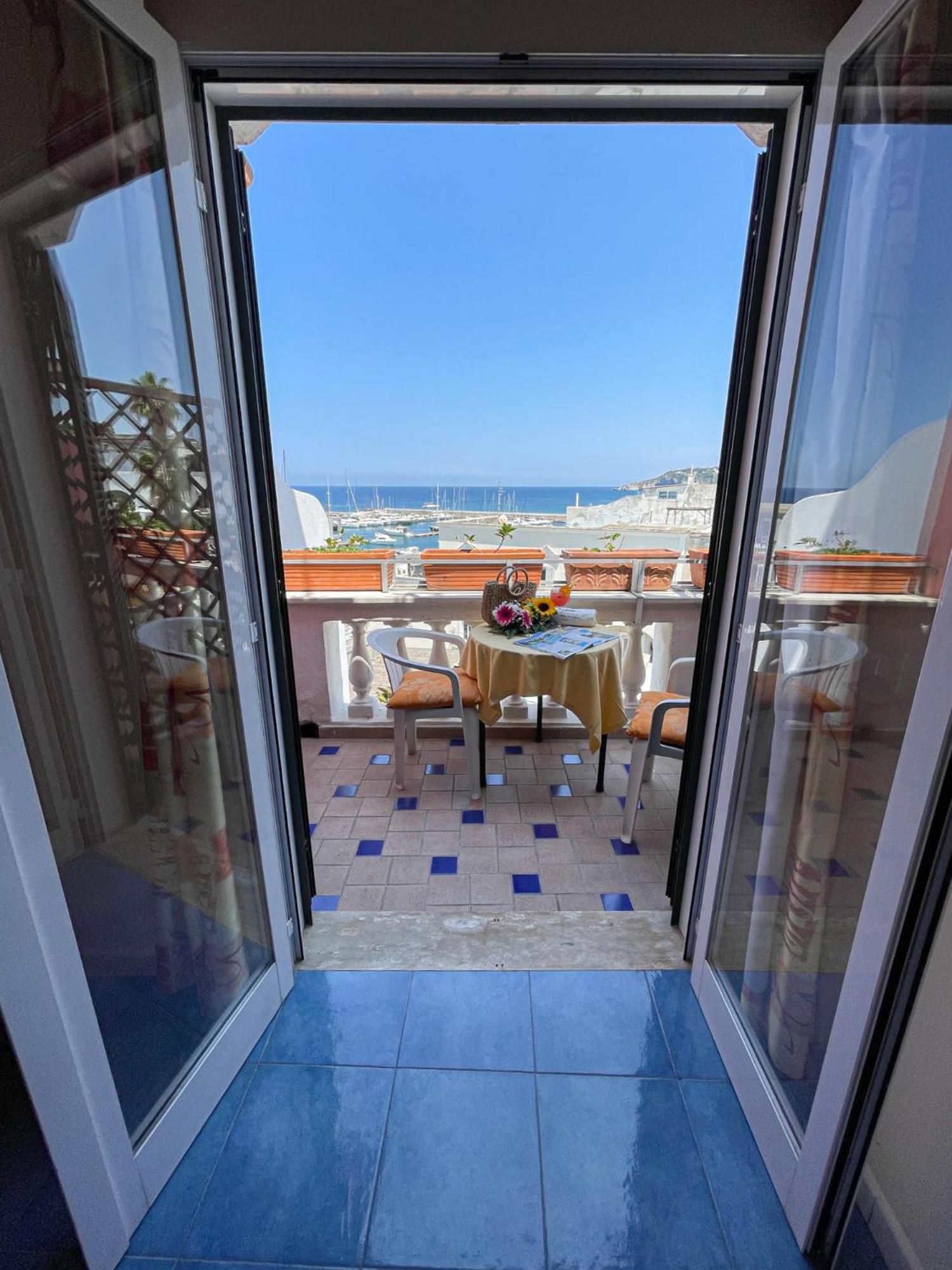 Superior Double or Twin Room with Sea View
