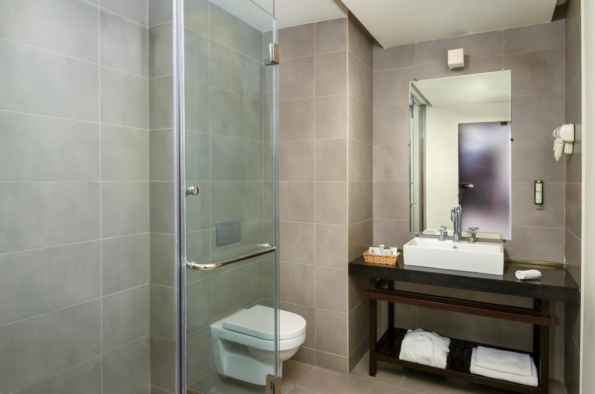 Standard King Room