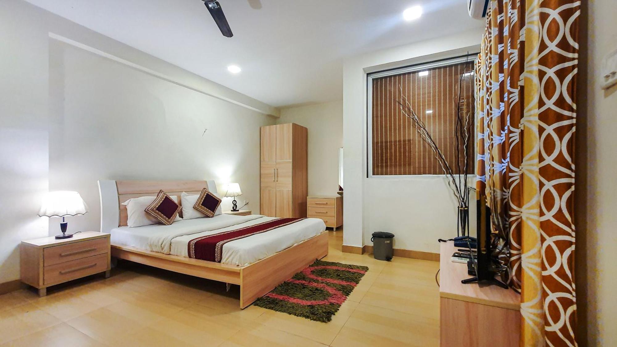 Deluxe Room,1606577614:JPEG