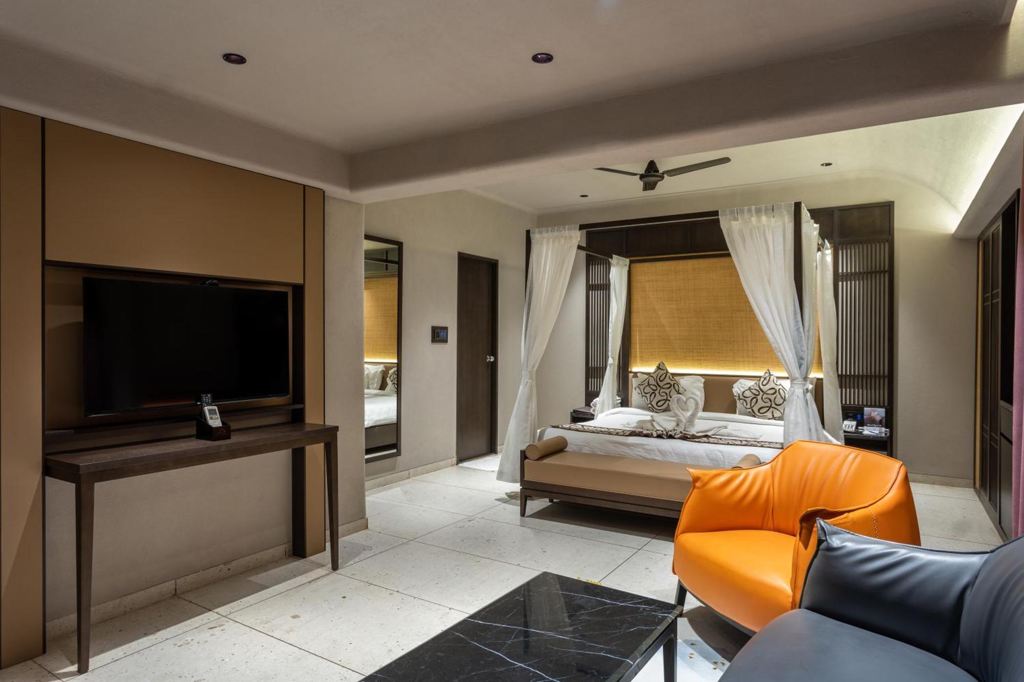 Deluxe Double Room with Bath