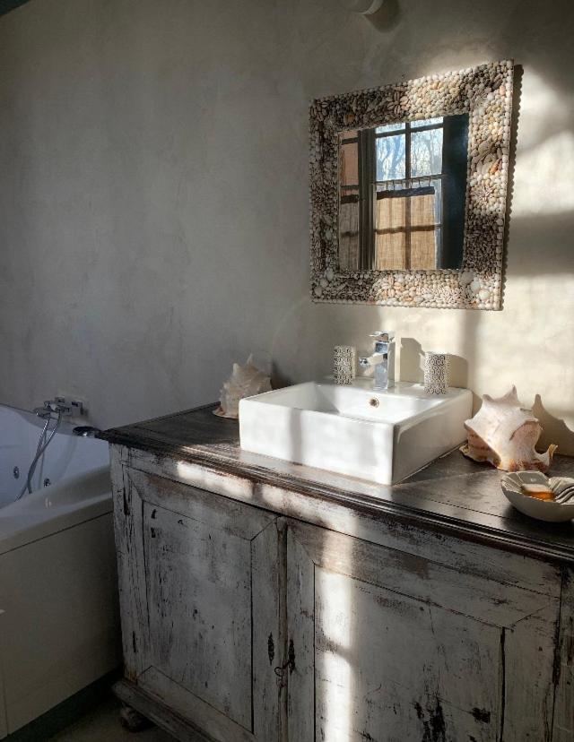 King Suite Spa Bath