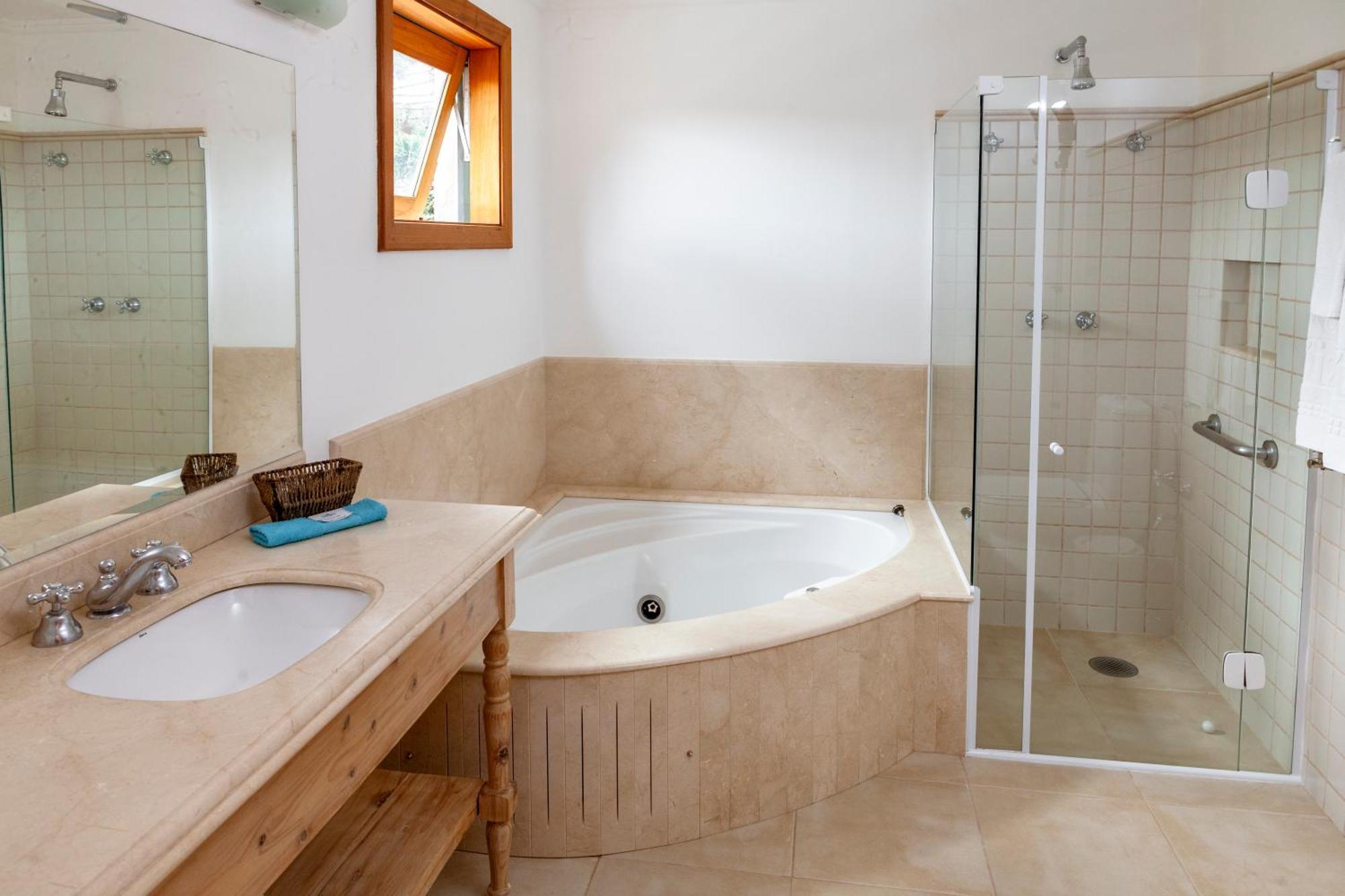 Double Room with Spa Bath