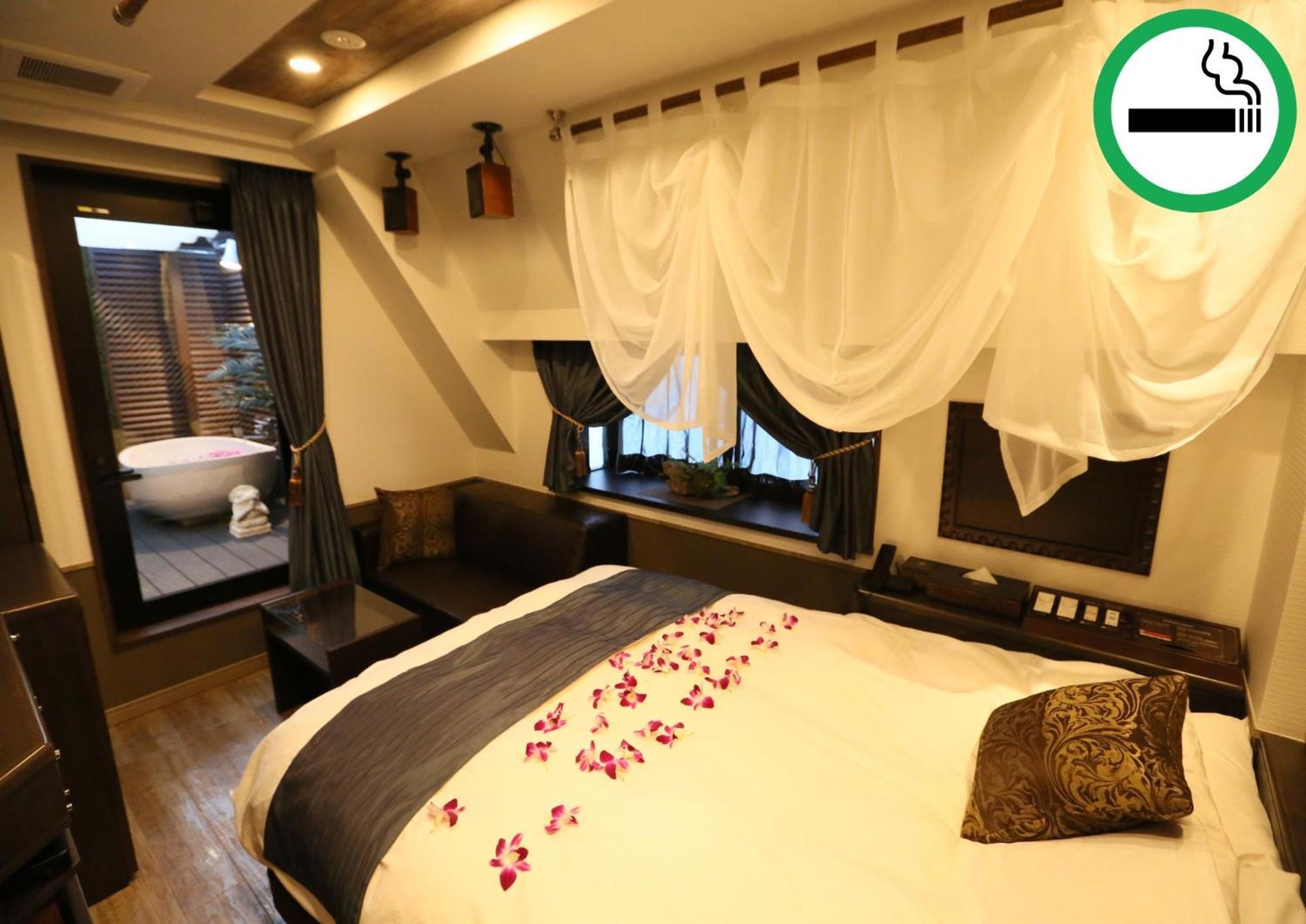 Double Room with Terrace - Smoking