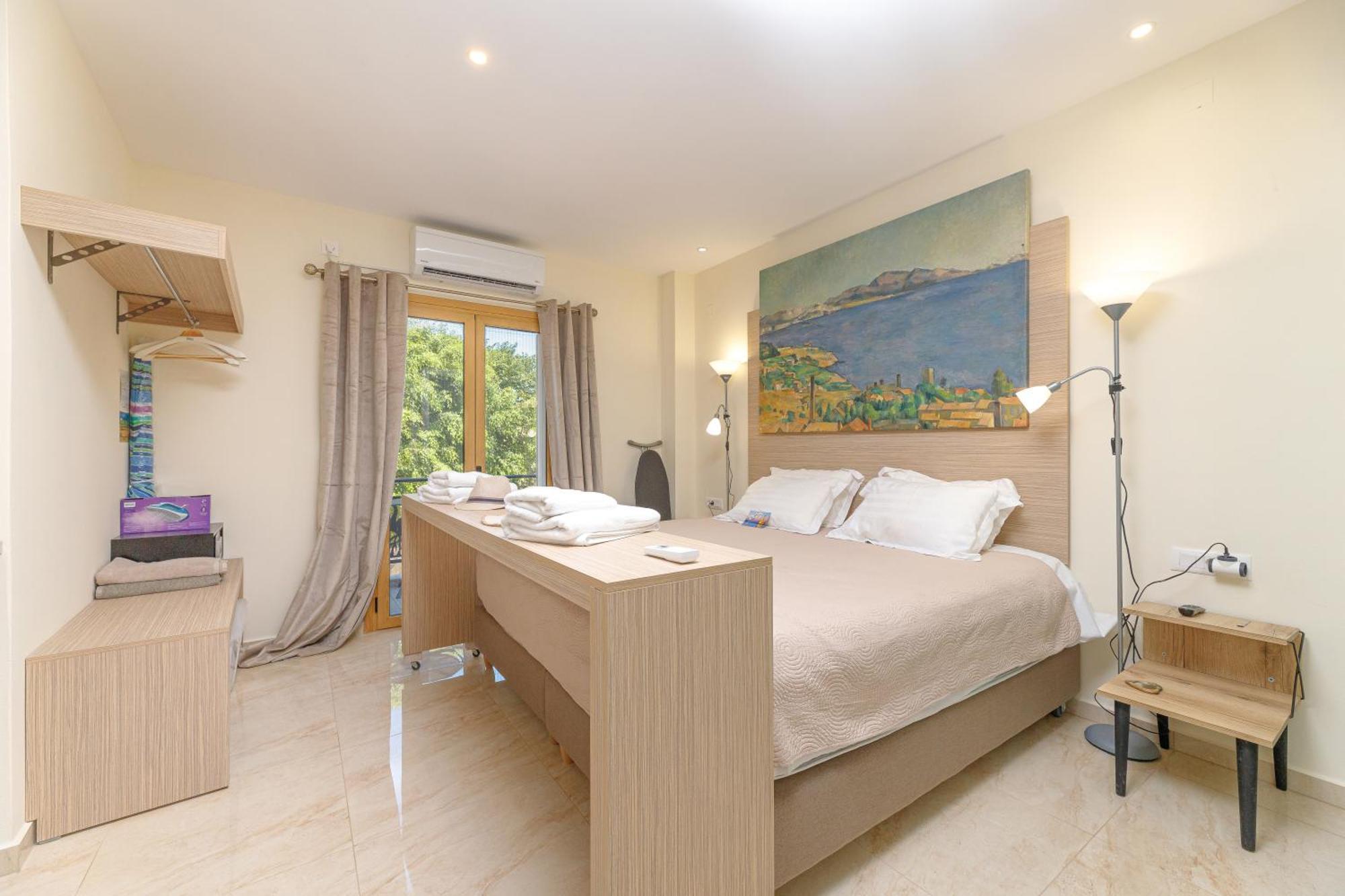 Superior Studio with Balcony and Park View