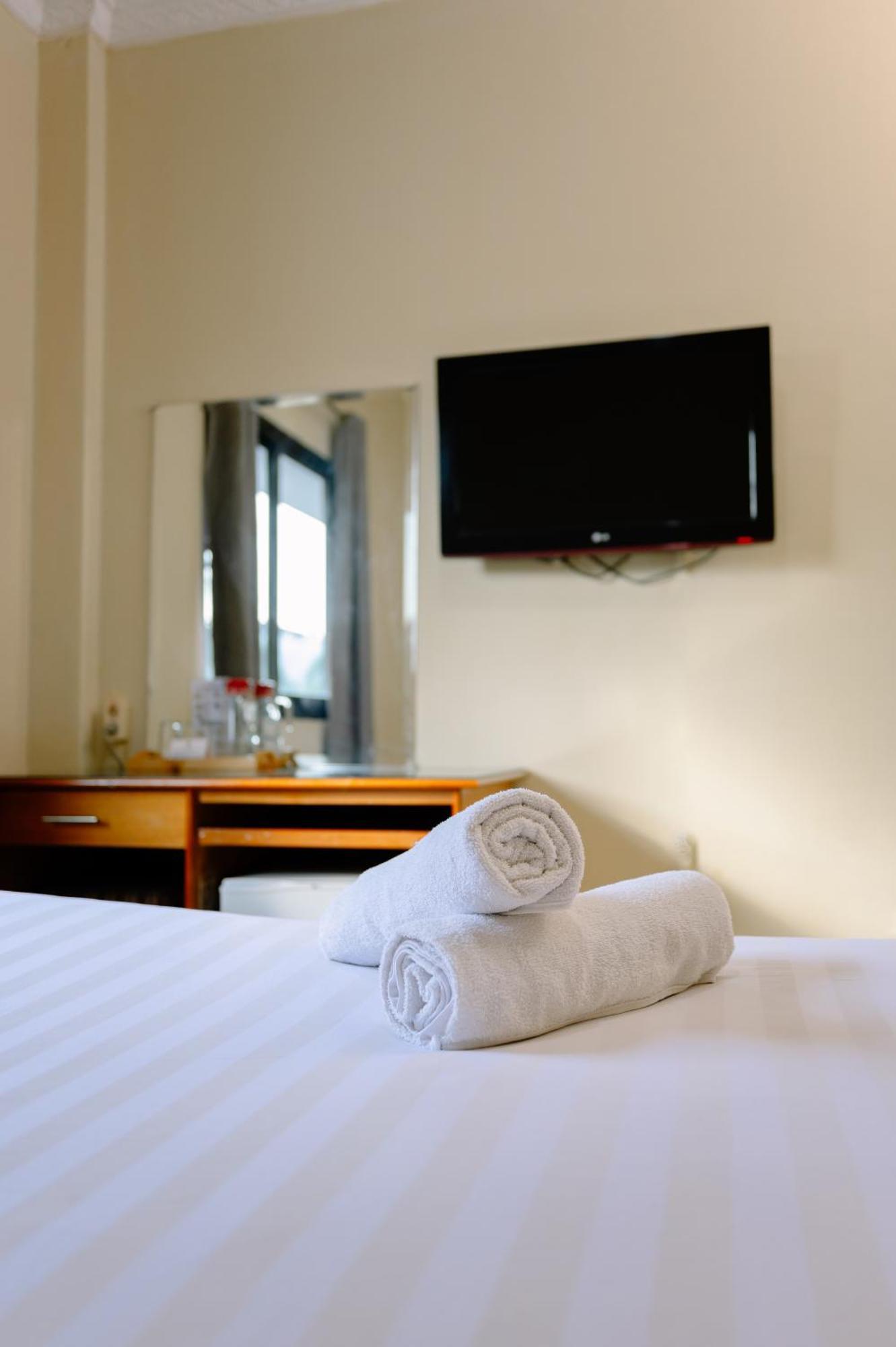 Kamar Grand Deluxe Double