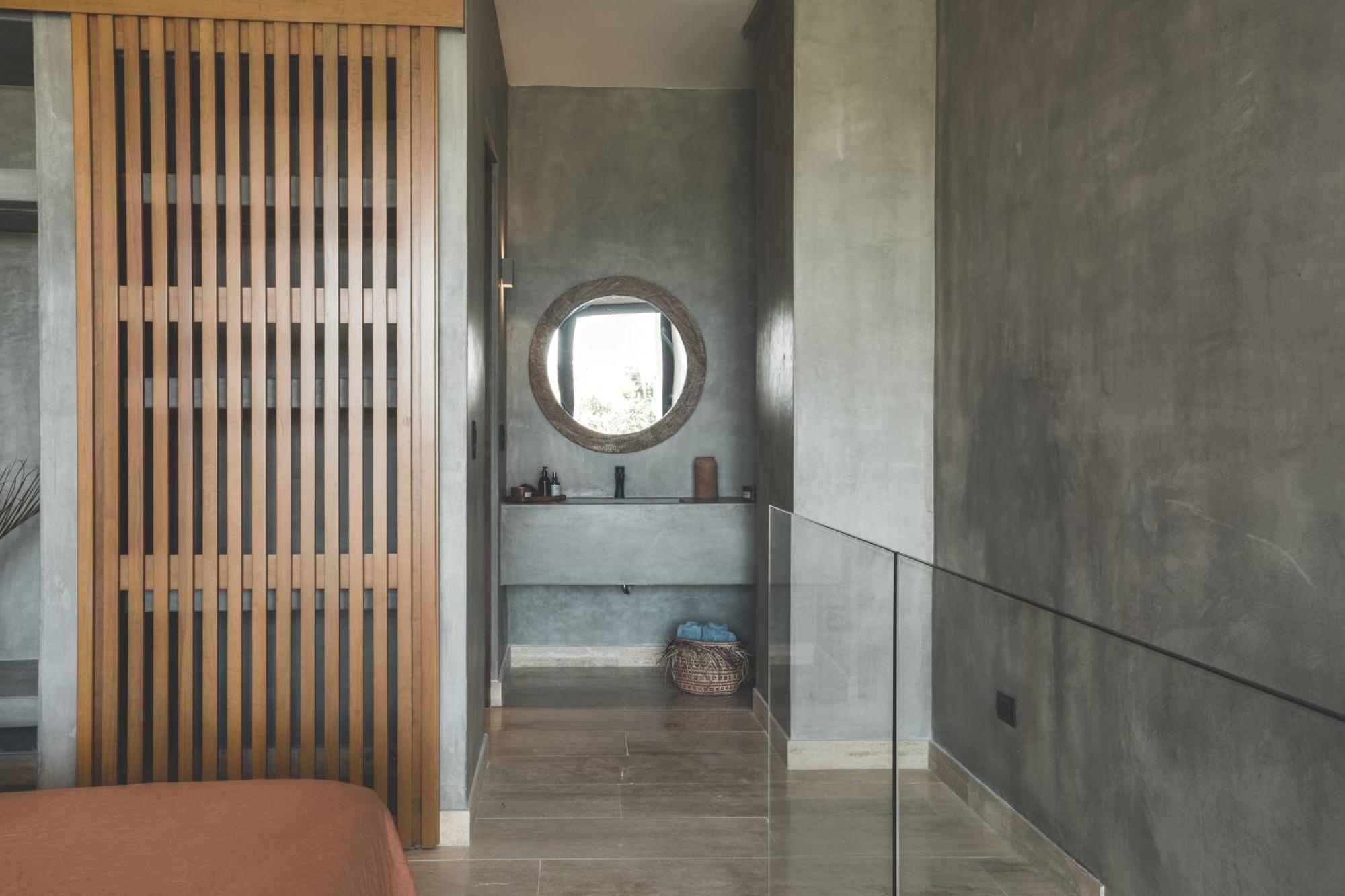 Two-Bedroom Deluxe Apartment