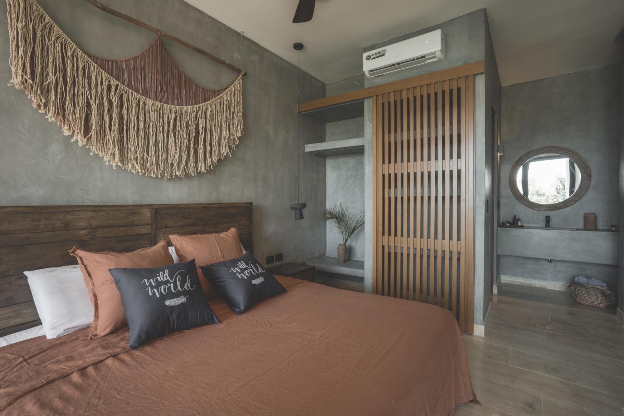 Two-Bedroom Deluxe Apartment