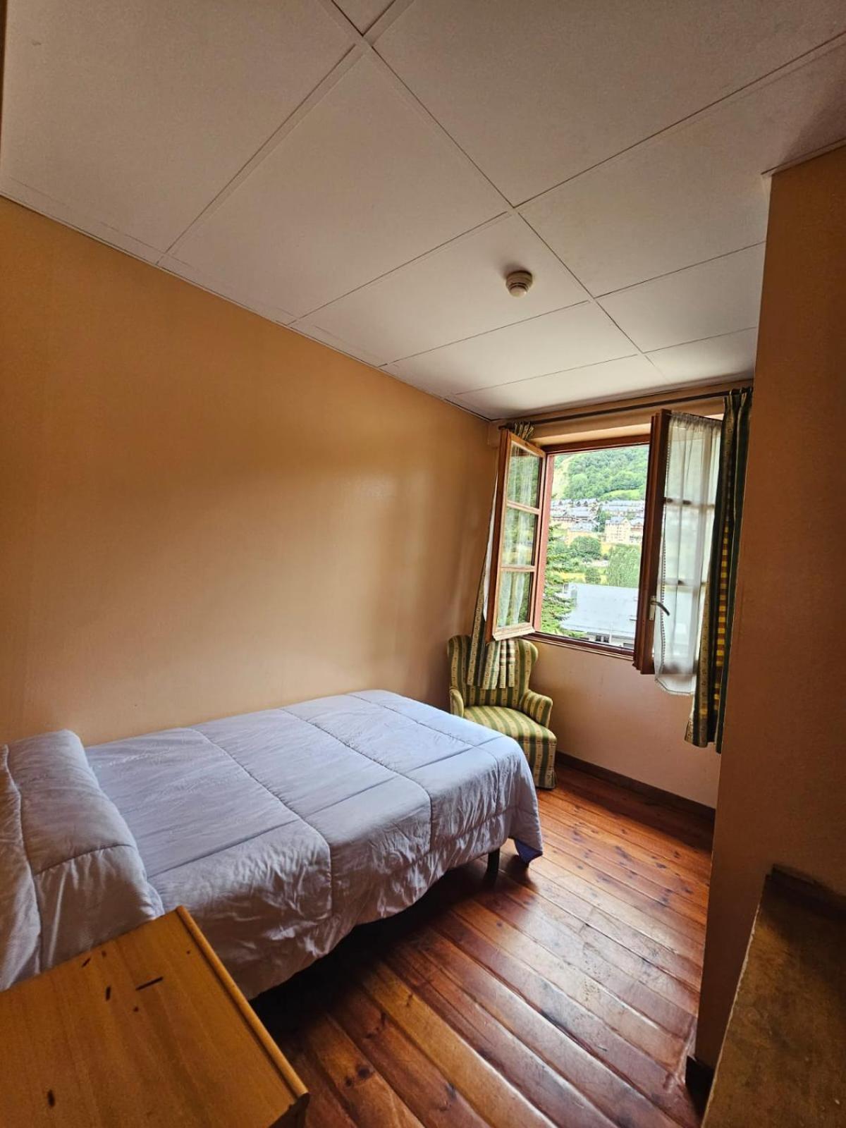 Single Room,1607219850:JPEG