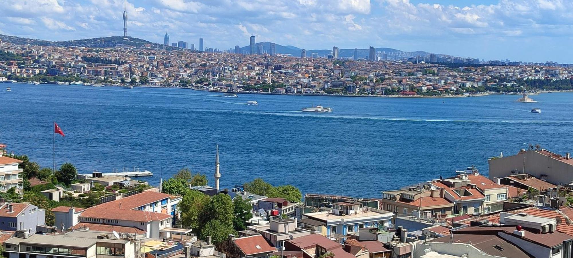 Deluxe Bosphorus Balcony Room