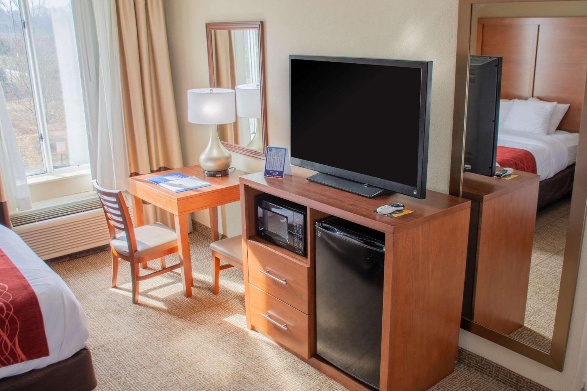 Queen Room with Two Queen Beds - Accessible/Non-Smoking
