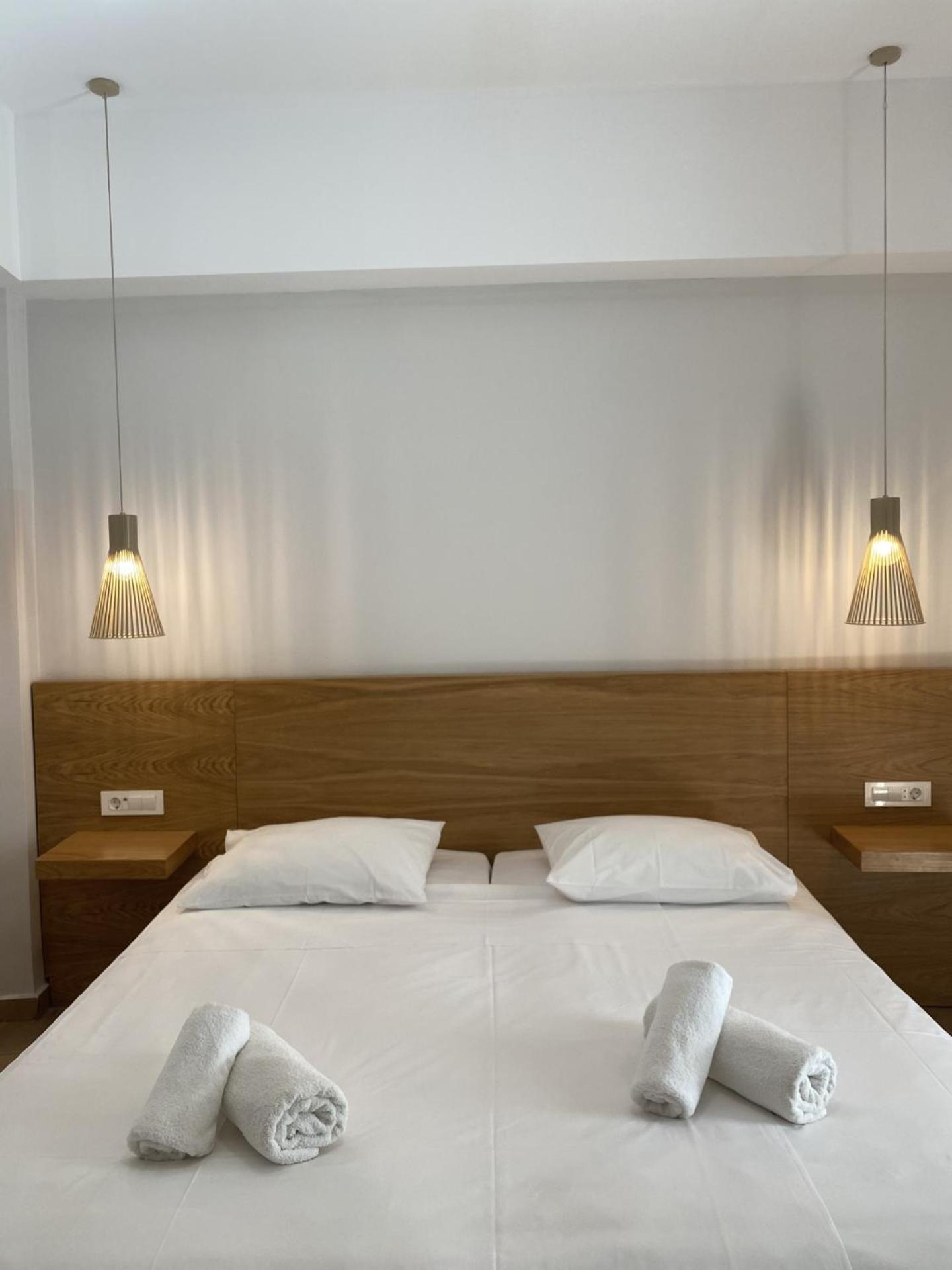 Double or Twin Room Sea View
