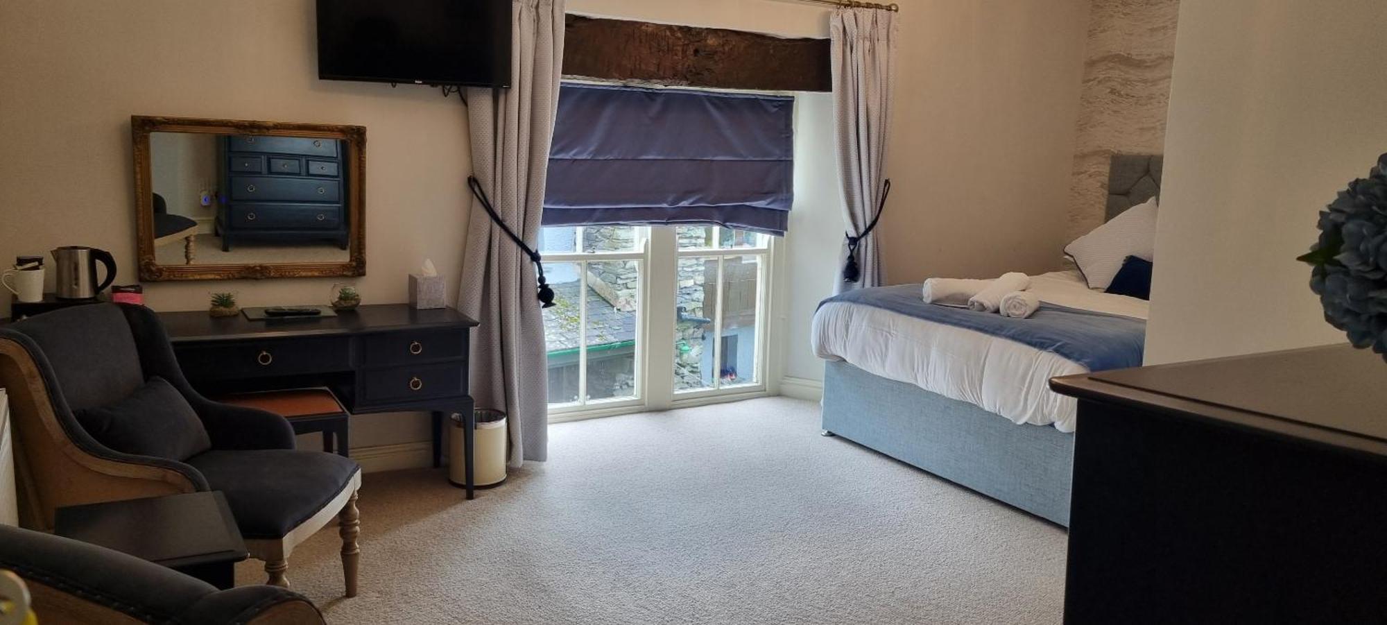 Deluxe King Room