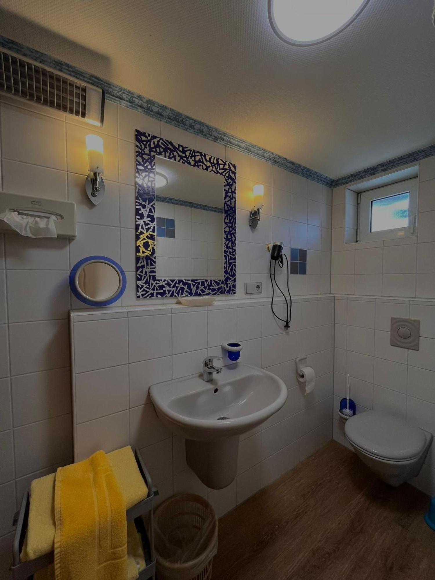 Quintuple Room (5 Adults)