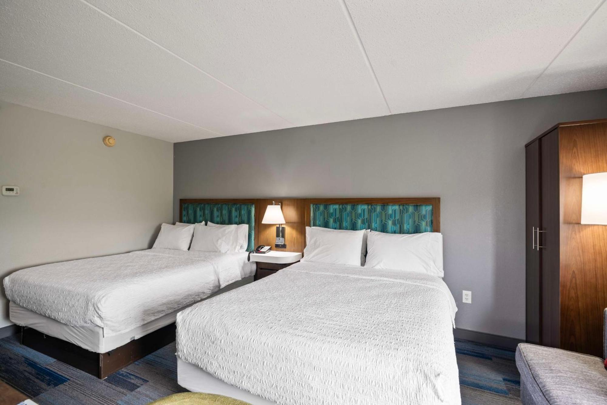 Room with Two Queen Beds - Non-Smoking