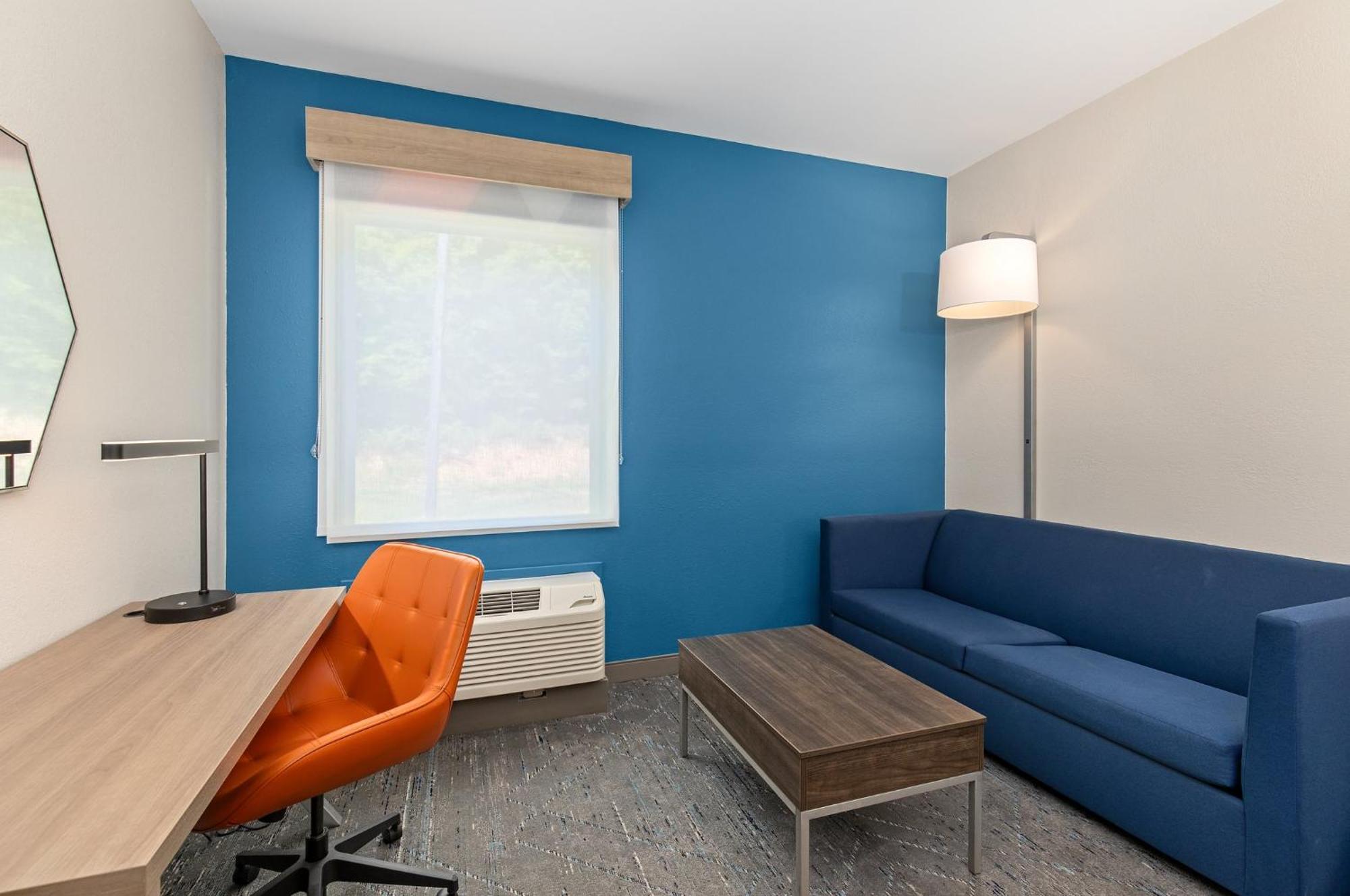 Standard King Room with Sofa Bed