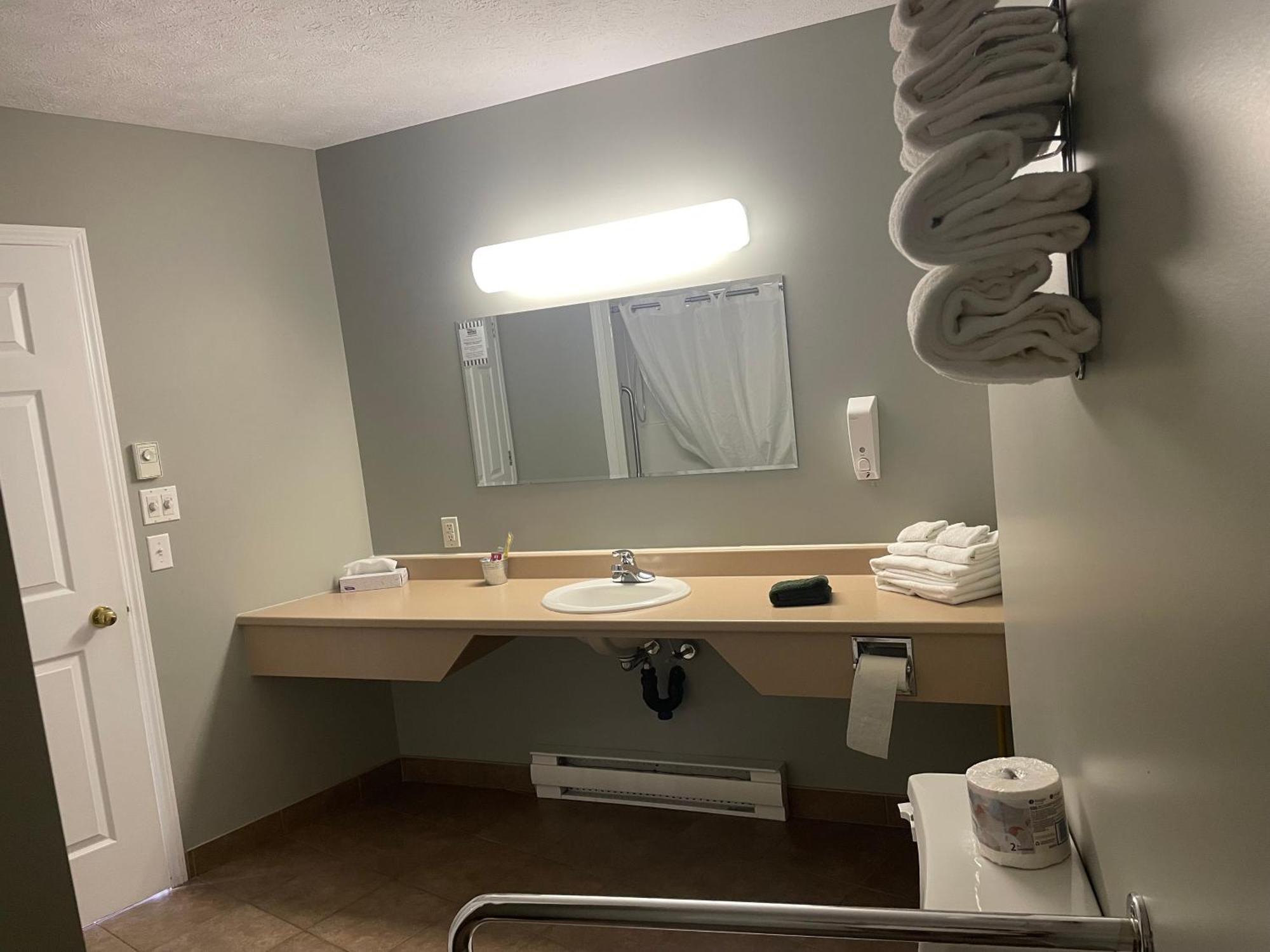 Queen Room with Two Queen Beds - Disability Access
