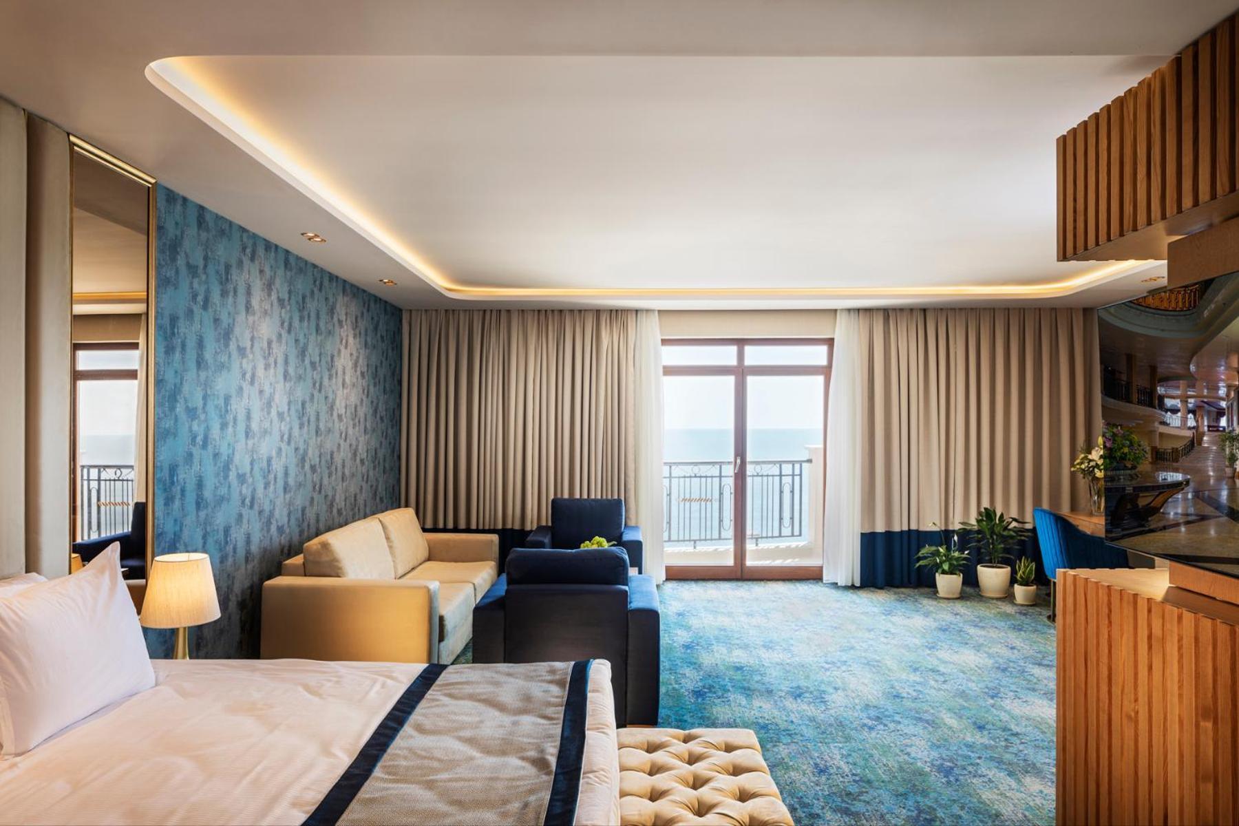 Deluxe Junior Suite Sea View Beach Access