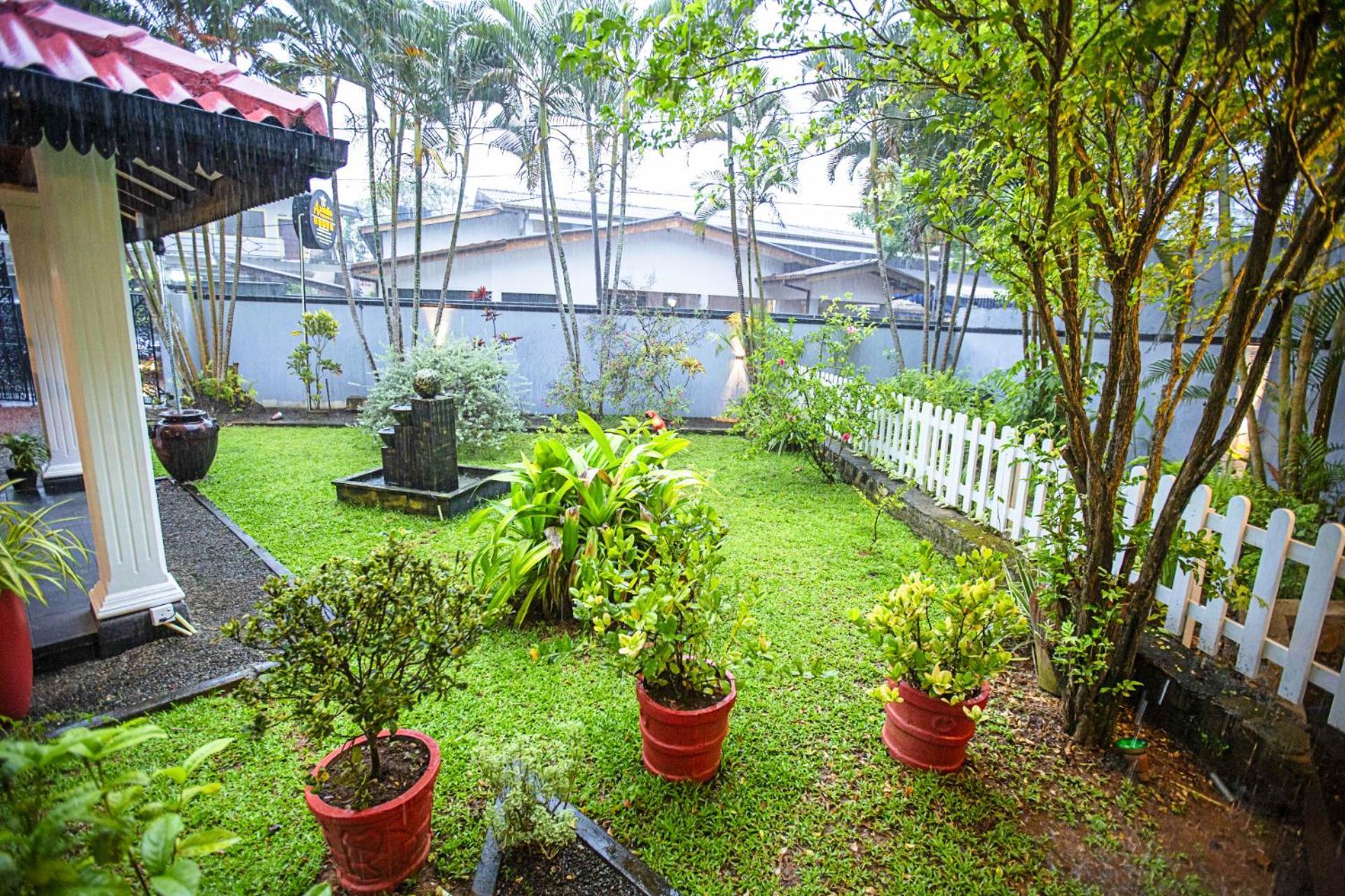 Double Room Garden View